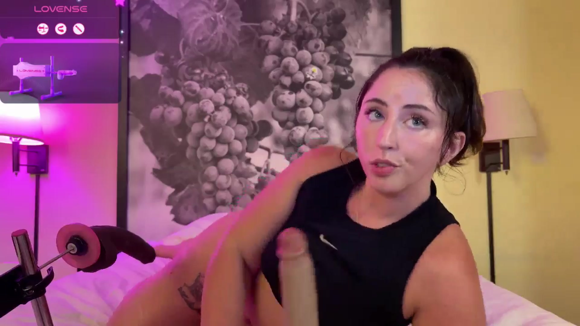 Gallery image thumbnail from Sexylv's myfreecams stream on, 06/29/2025, 14:52 image 7 of 20