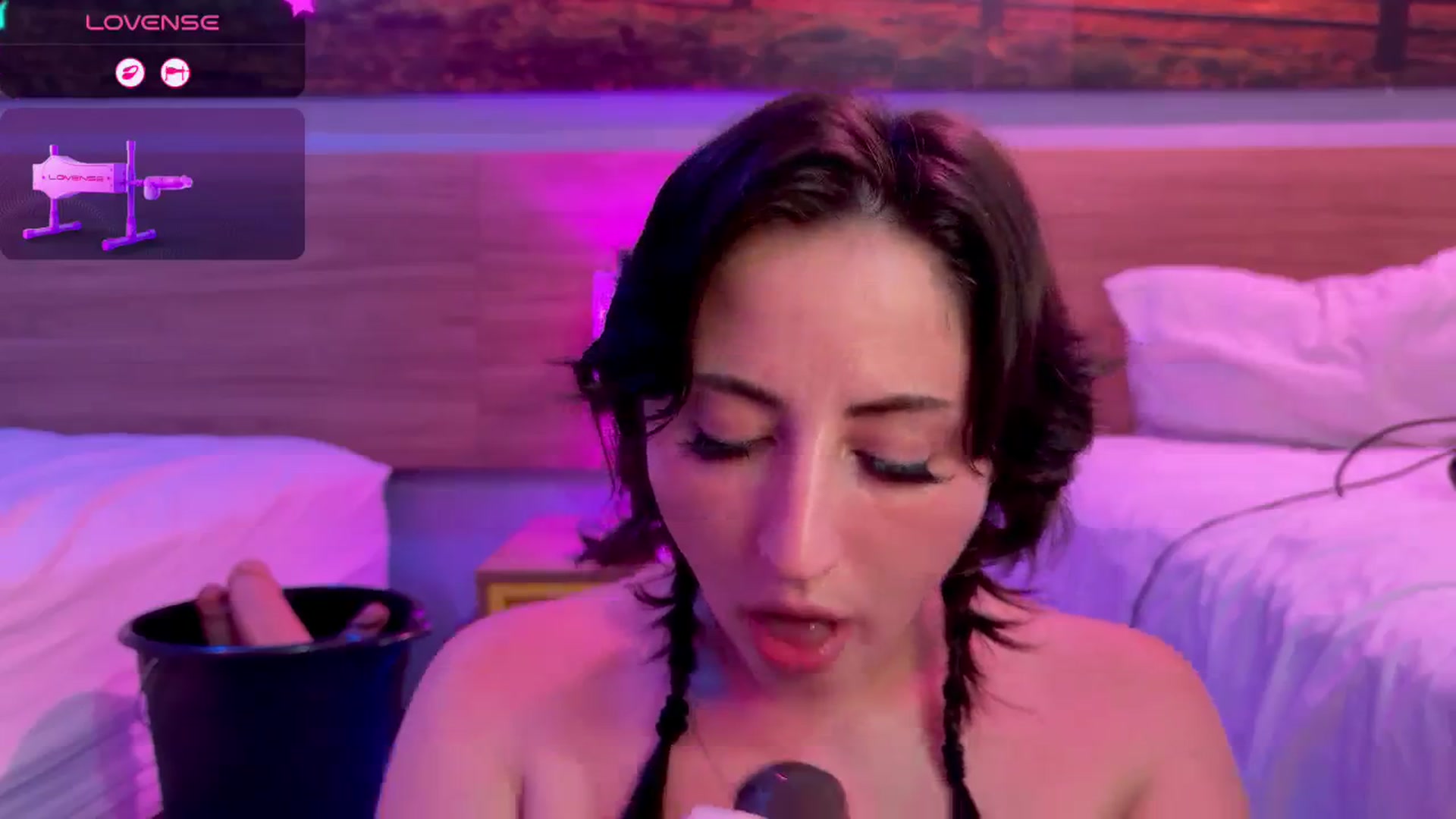 Gallery image thumbnail from Sexylv's myfreecams stream on, 10/02/2025, 16:40 image 15 of 20