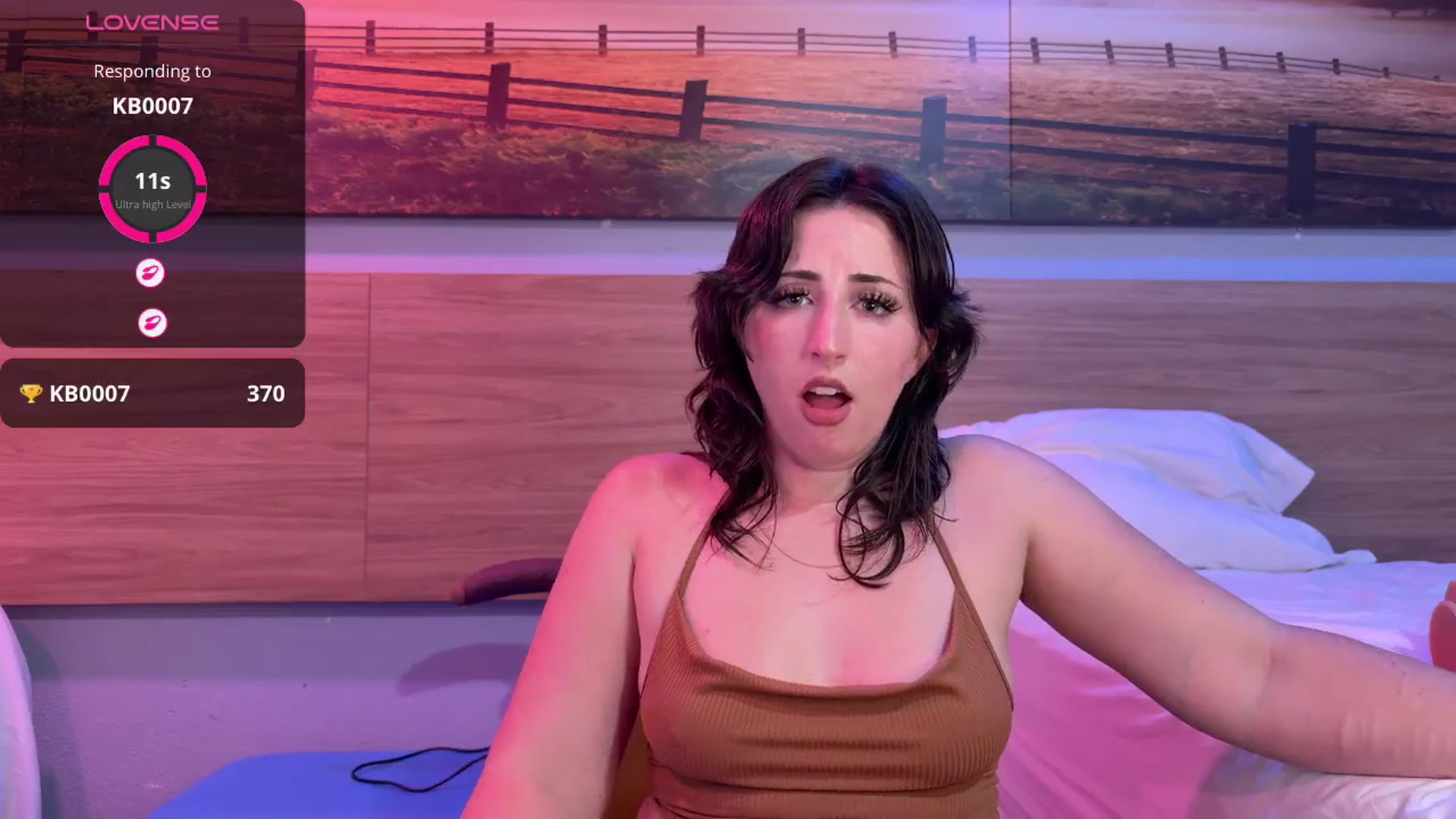 Gallery image thumbnail from Sexylv's myfreecams stream on, 10/20/2025, 08:36 image 10 of 20