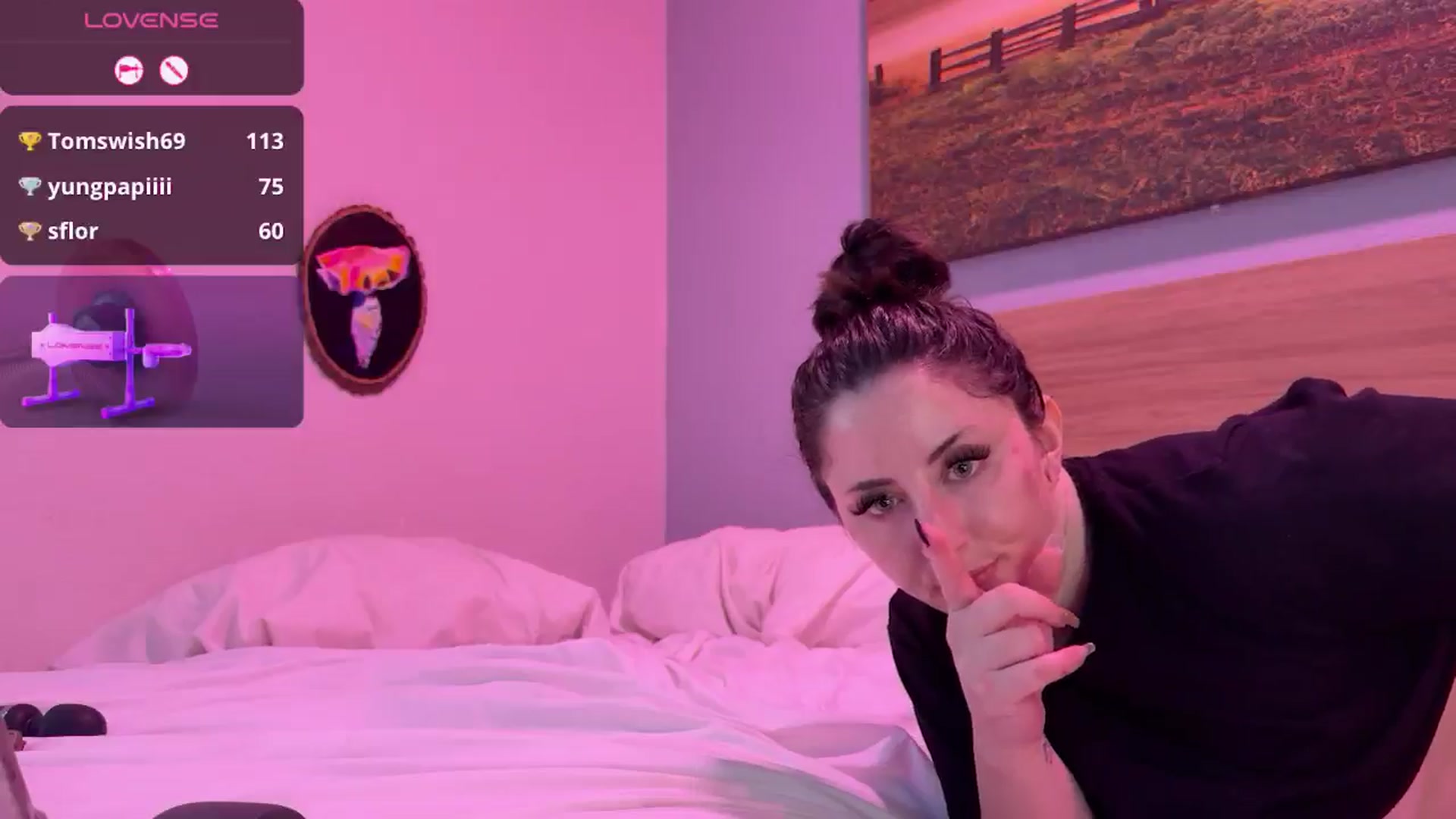 Gallery image thumbnail from Sexylv's myfreecams stream on, 10/26/2025, 19:03 image 16 of 20