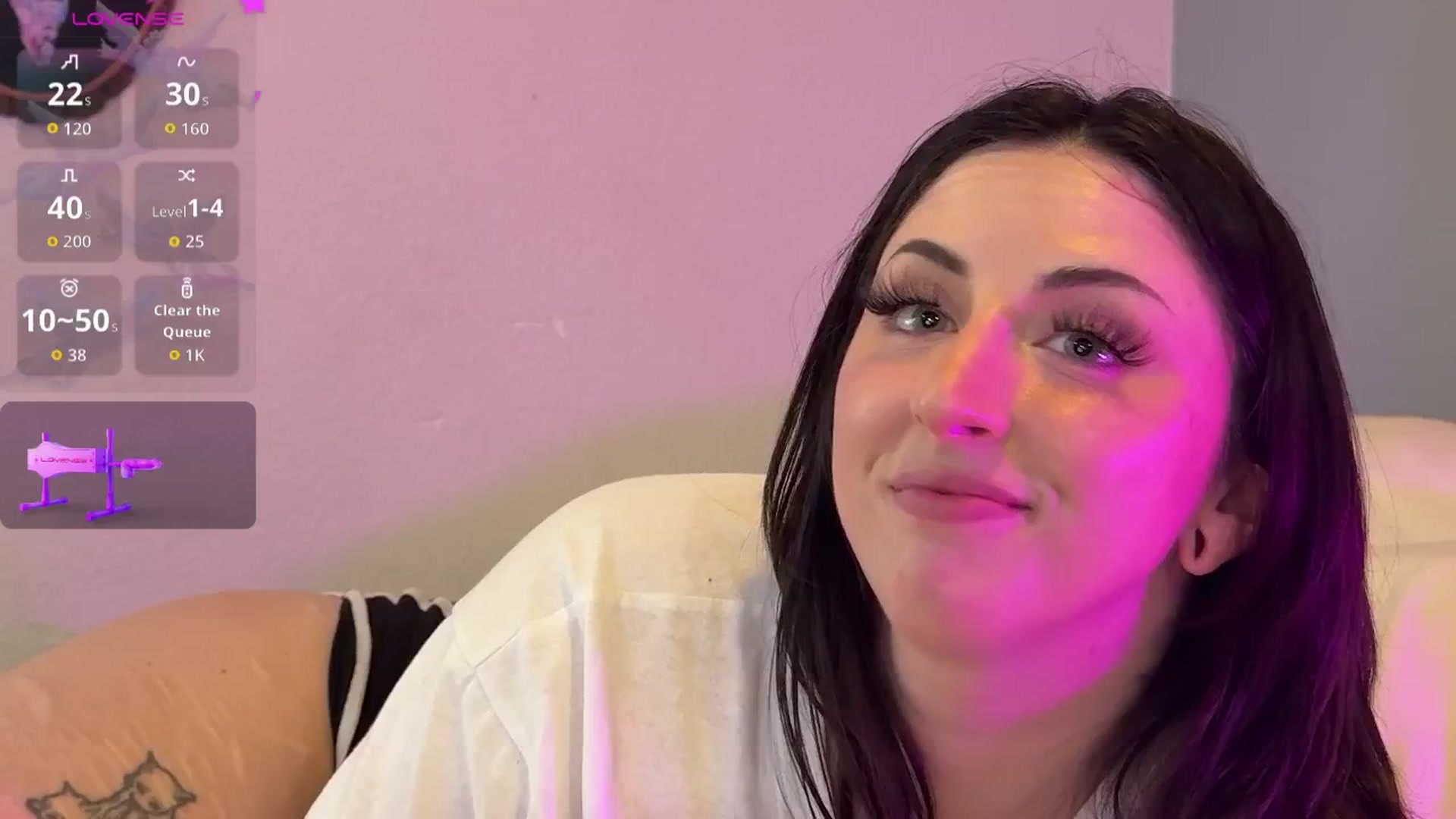 Gallery image thumbnail from Sexylv's myfreecams stream on, 03/18/2026, 08:29 image 18 of 20