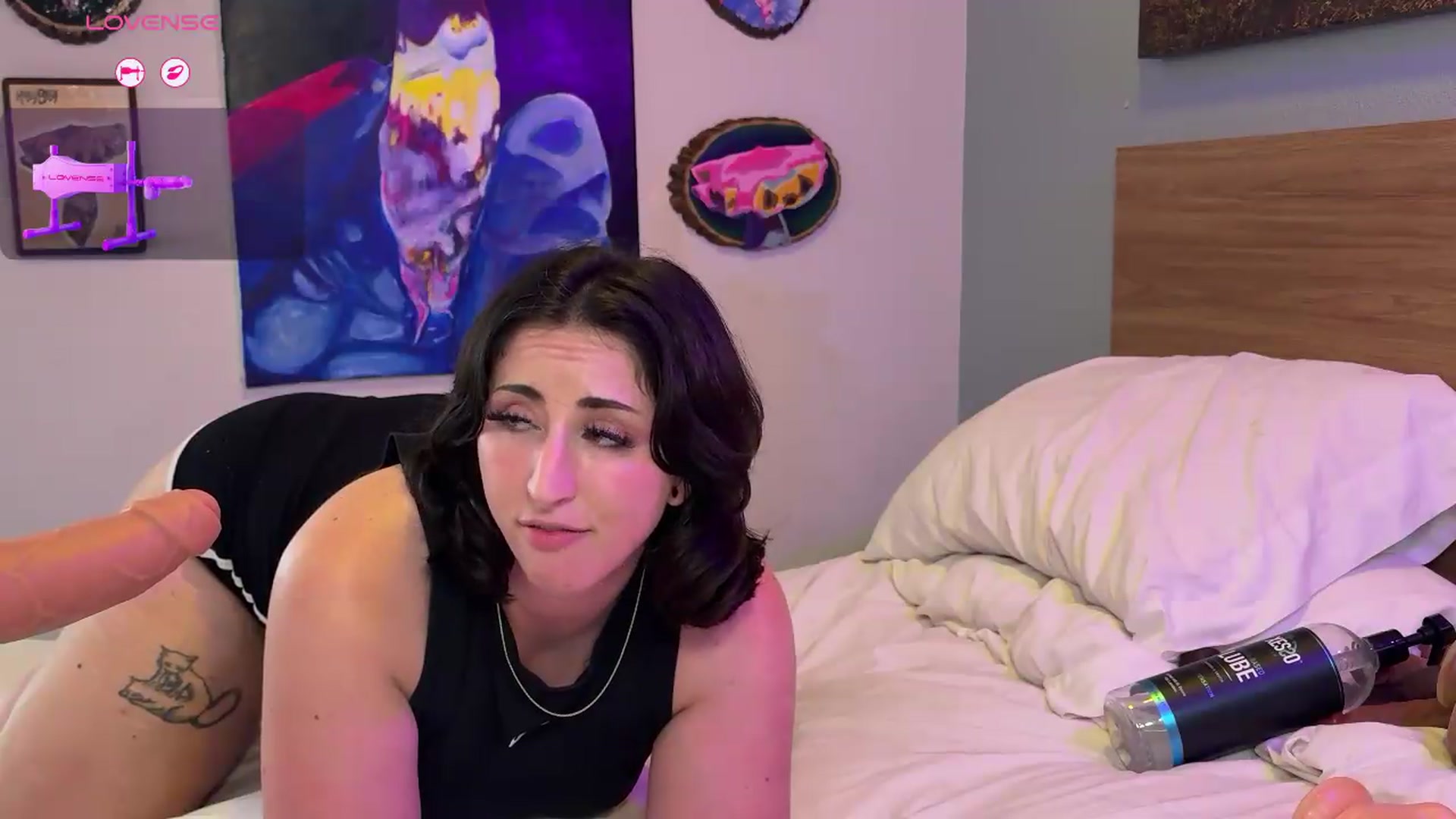 Gallery image thumbnail from Sexylv's myfreecams stream on, 04/26/2026, 18:49 image 13 of 20