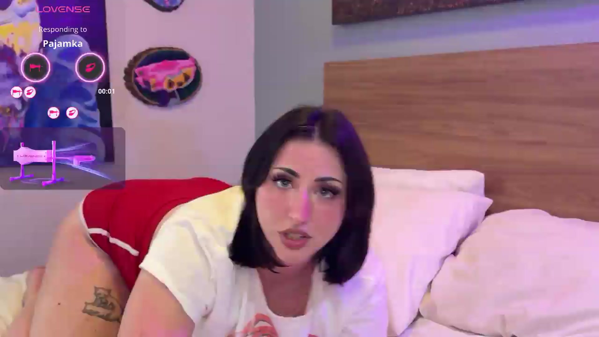 Gallery image thumbnail from Sexylv's myfreecams stream on, 04/30/2026, 08:35 image 13 of 20