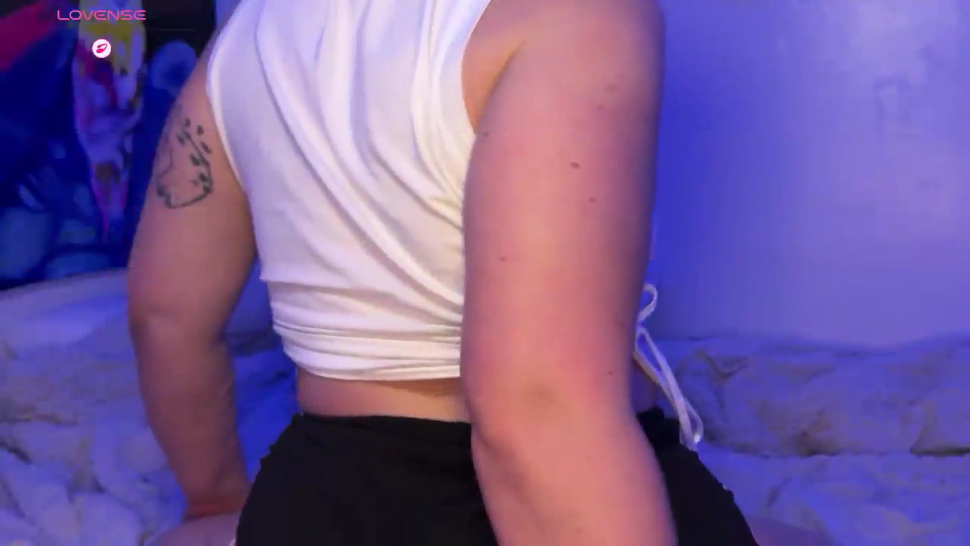 Gallery image thumbnail from Sexylv's myfreecams stream on, 05/24/2026, 13:24 image 9 of 20