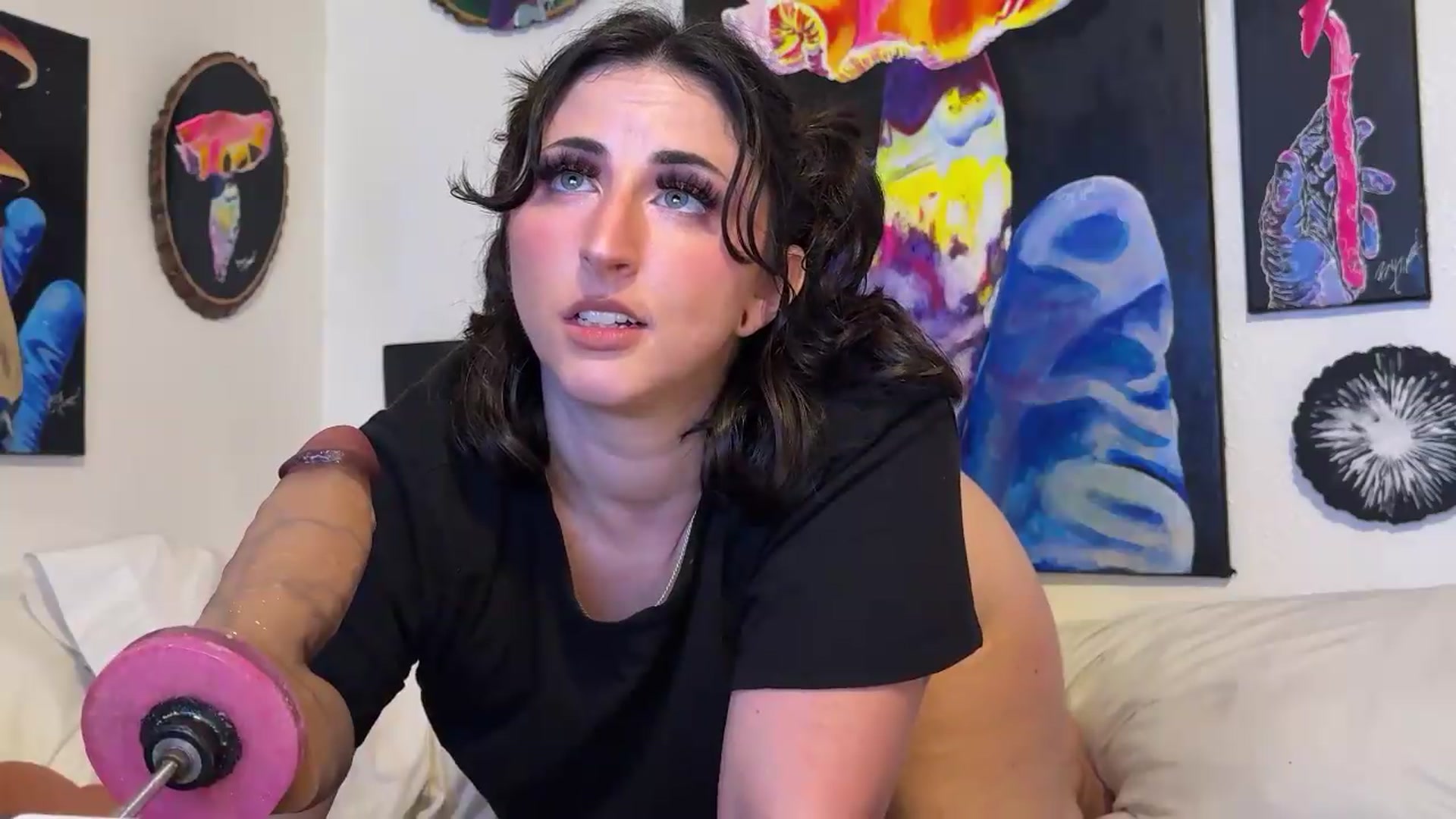Gallery image thumbnail from Sexylv's myfreecams stream on, 07/07/2026, 22:26 image 11 of 20