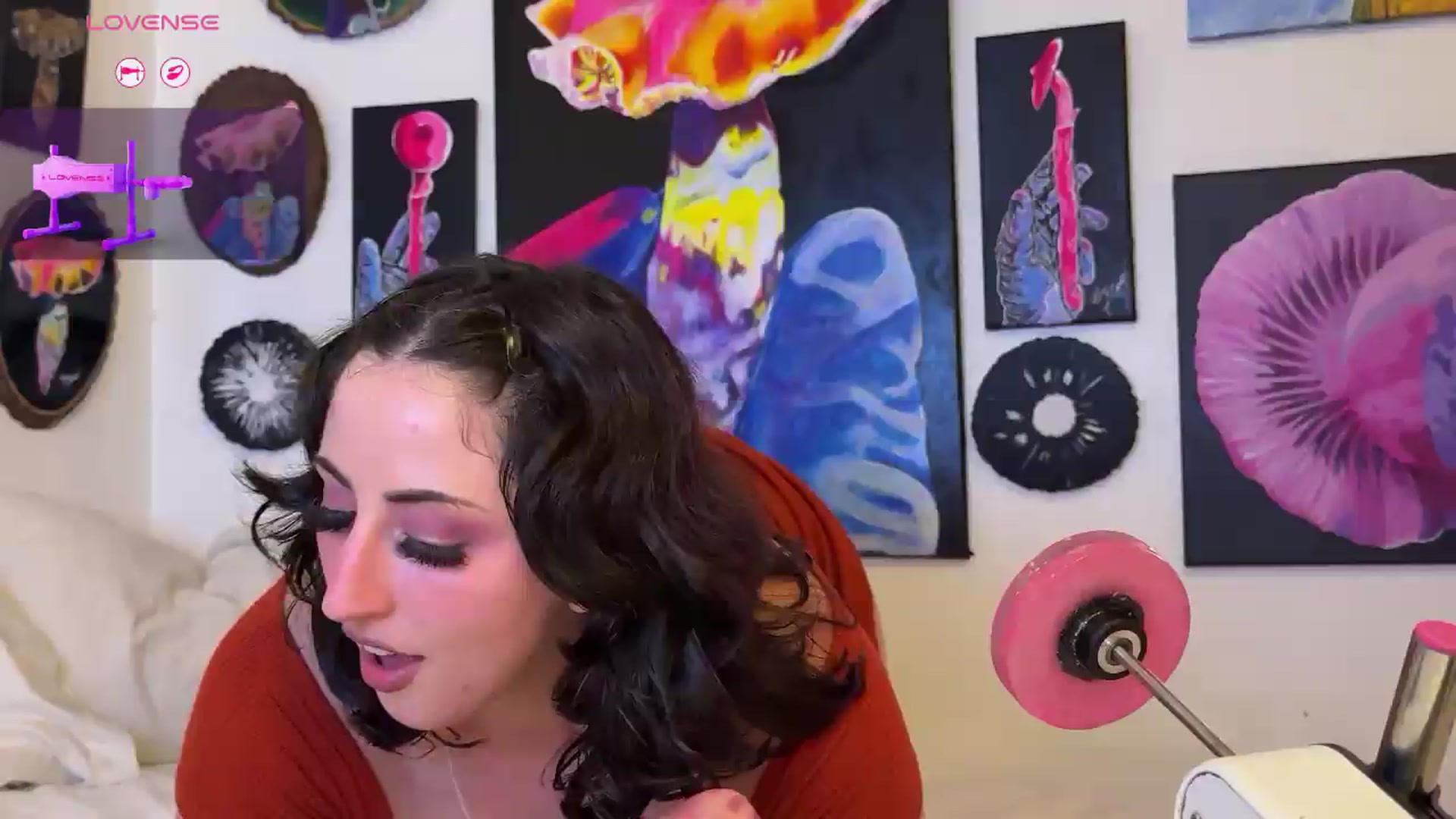 Gallery image thumbnail from Sexylv's myfreecams stream on, 07/26/2026, 10:40 image 17 of 20