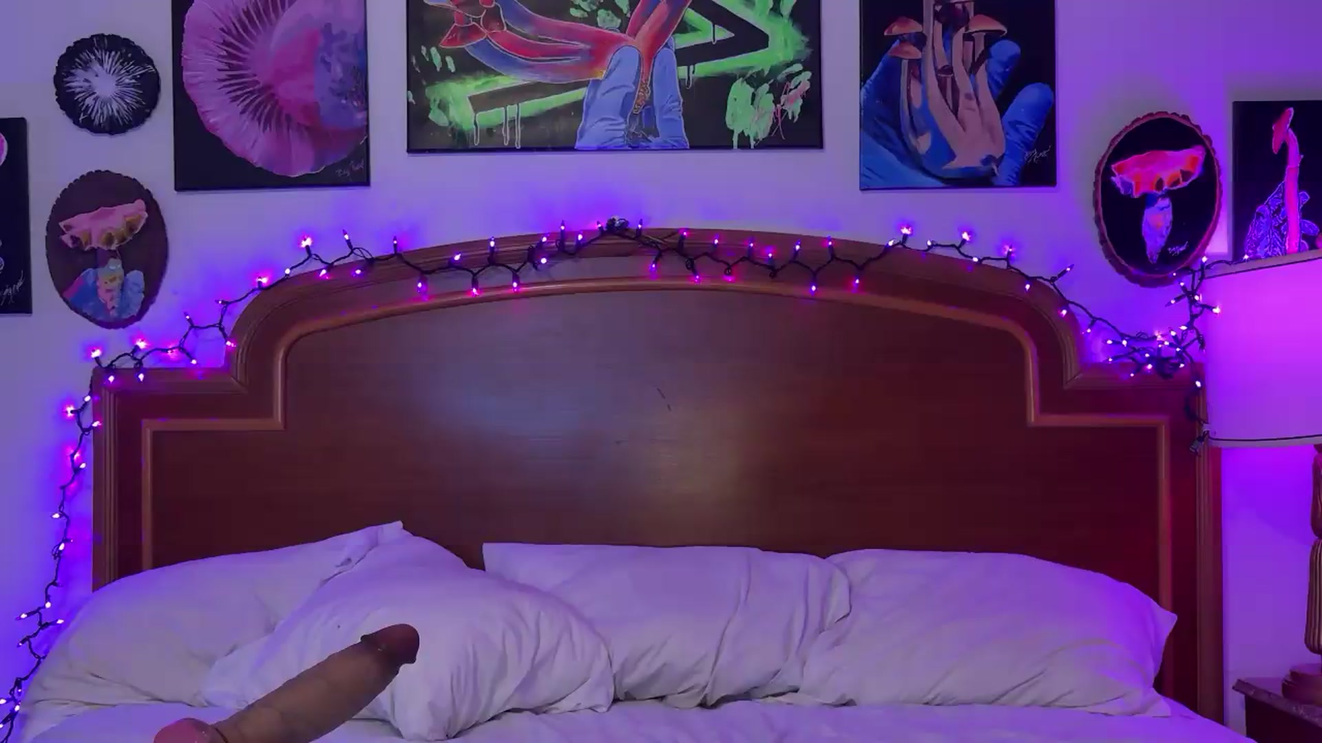 Gallery image thumbnail from Sexylv's myfreecams stream on, 08/18/2026, 02:26 image 12 of 20