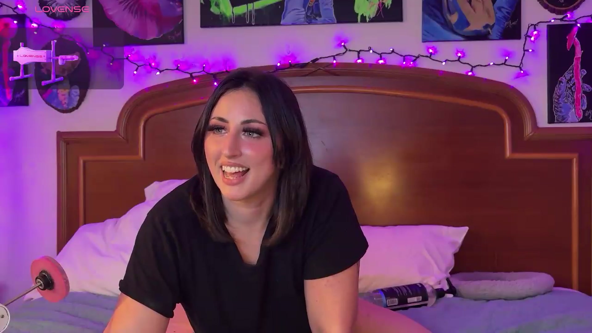 Gallery image thumbnail from Sexylv's myfreecams stream on, 08/23/2026, 21:36 image 19 of 20