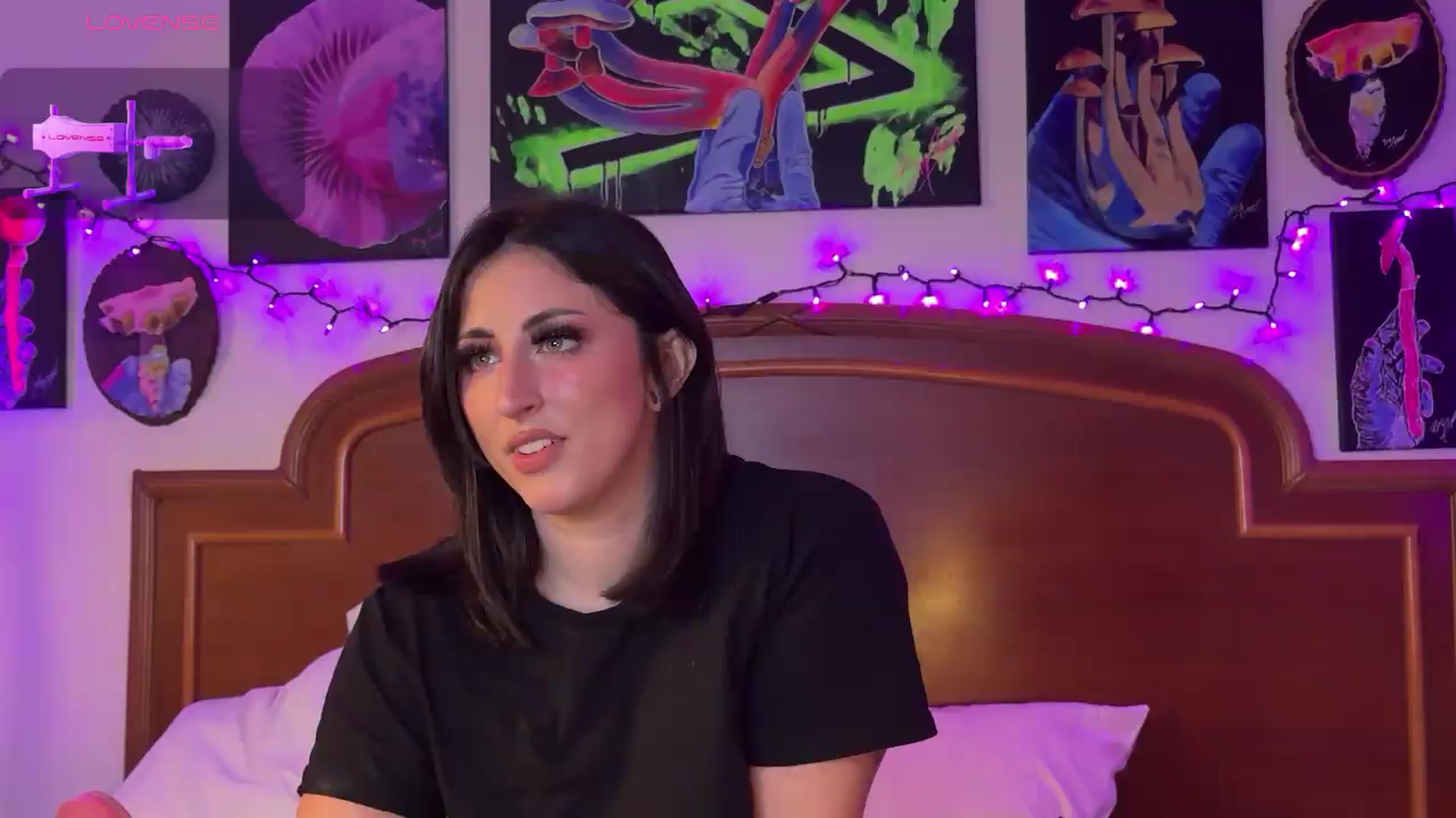 Gallery image thumbnail from Sexylv's myfreecams stream on, 08/23/2026, 21:36 image 9 of 20