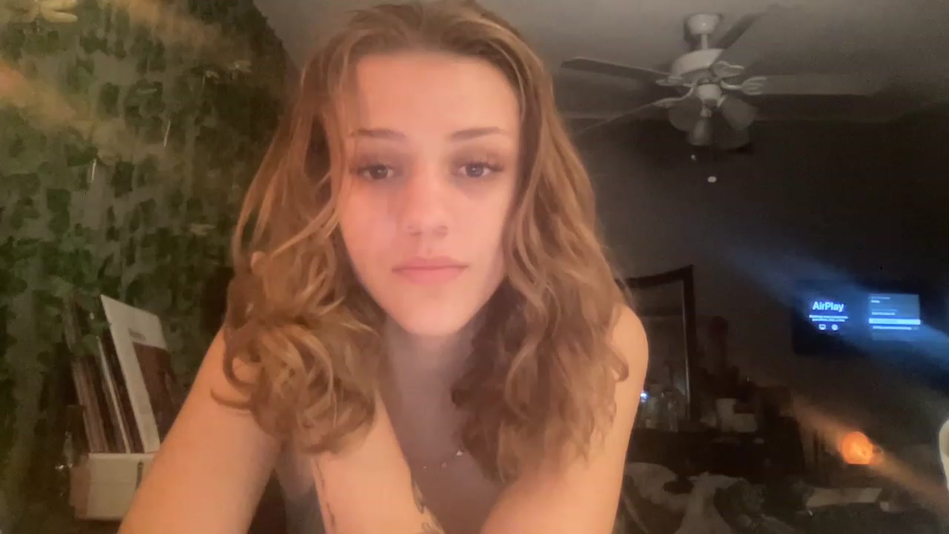 Gallery image thumbnail from Sexymeatball's myfreecams stream on, 04/09/2023, 07:57 image 18 of 20