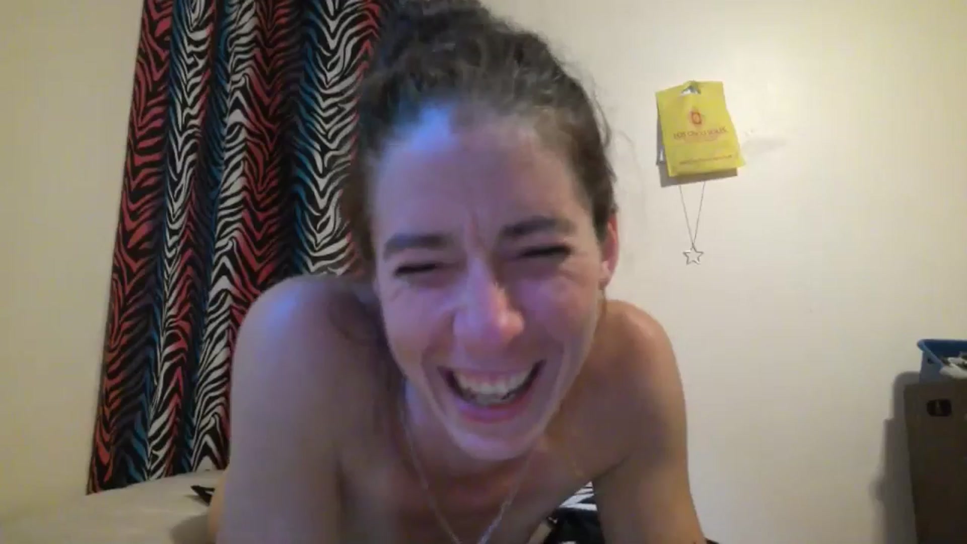 Gallery image thumbnail from Sexymomma94's myfreecams stream on, 06/16/2023, 17:09 image 10 of 20