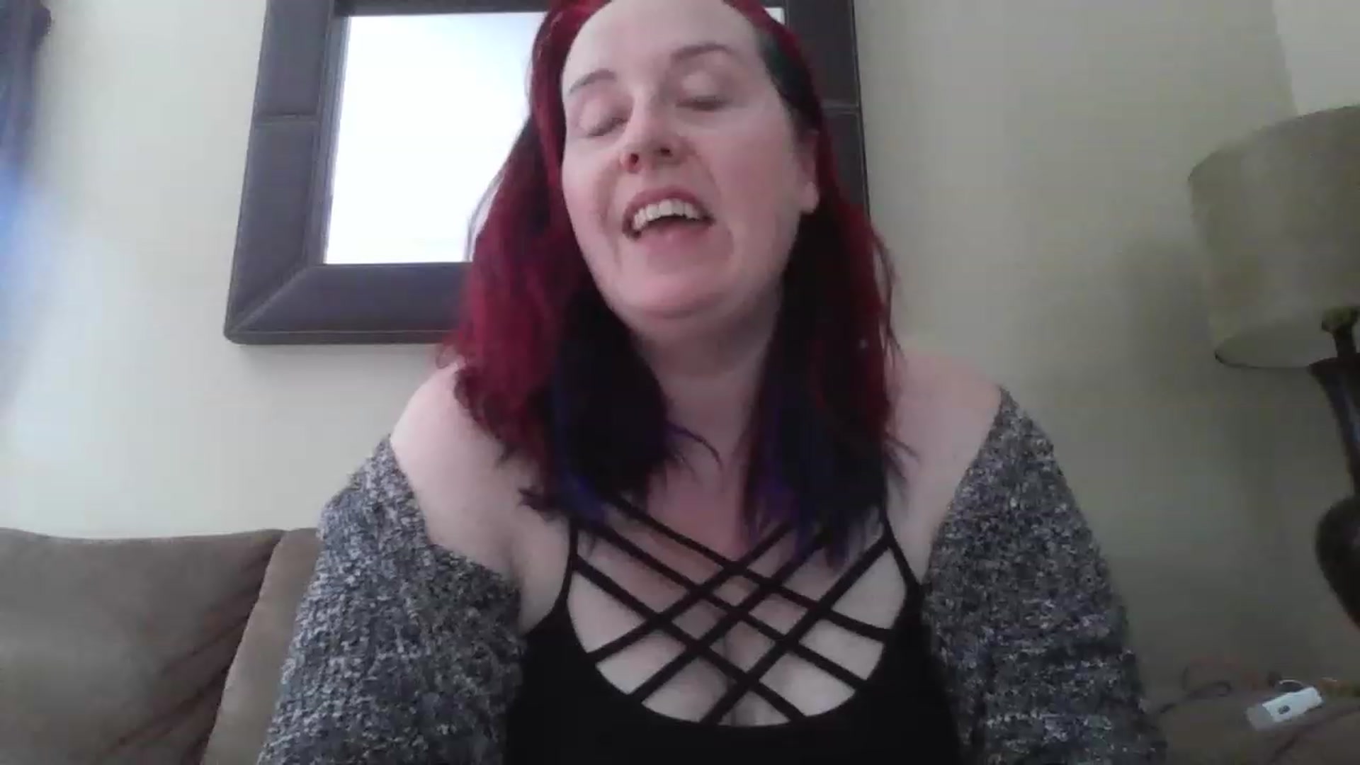 Gallery image thumbnail from Sexyred4U69's myfreecams stream on, 01/18/2023, 18:13 image 12 of 20