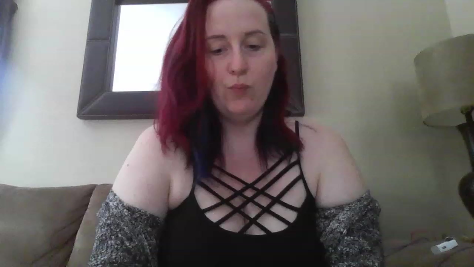 Gallery image thumbnail from Sexyred4U69's myfreecams stream on, 01/18/2023, 18:13 image 6 of 20