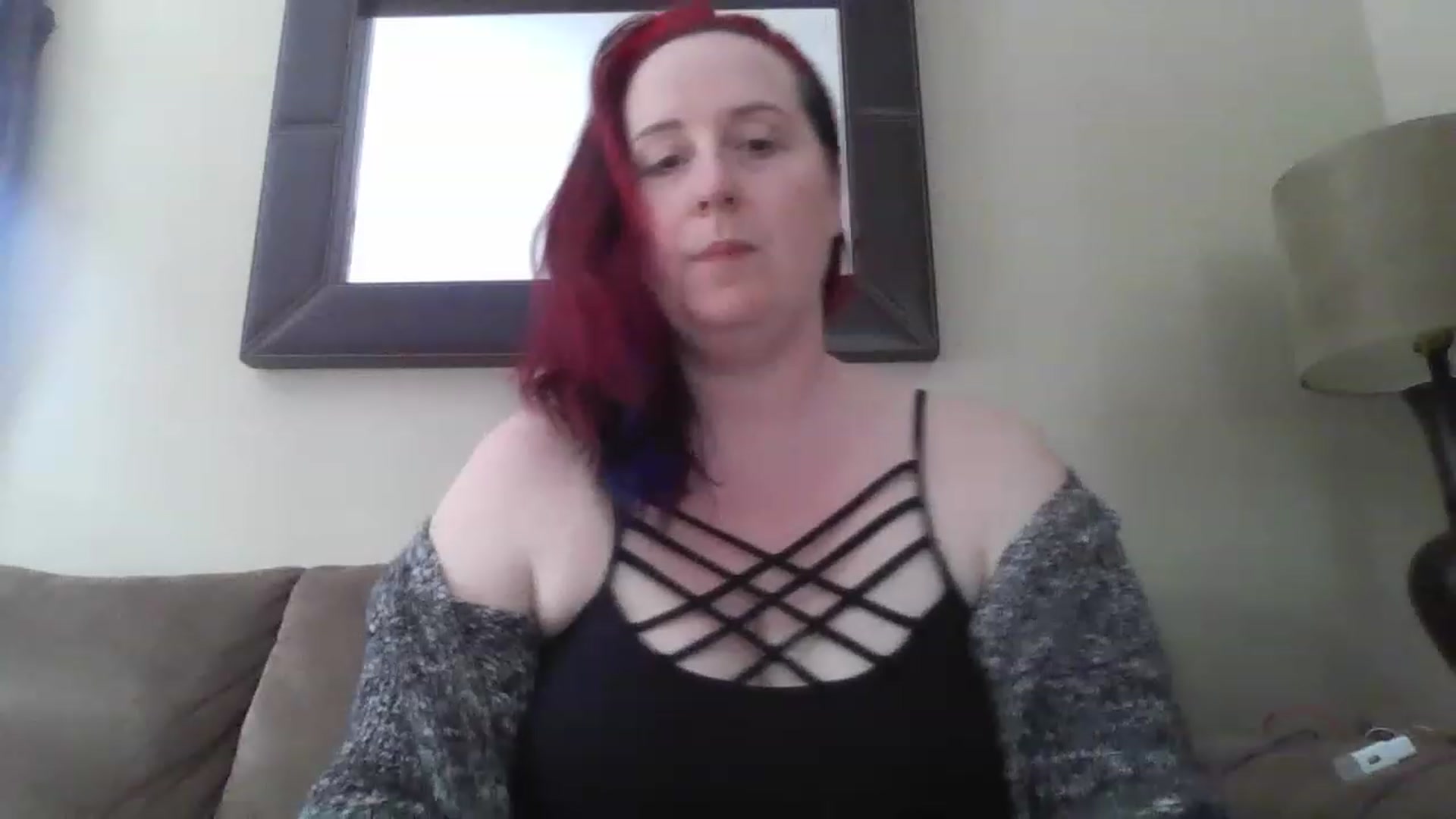 Gallery image thumbnail from Sexyred4U69's myfreecams stream on, 01/18/2023, 18:13 image 13 of 20