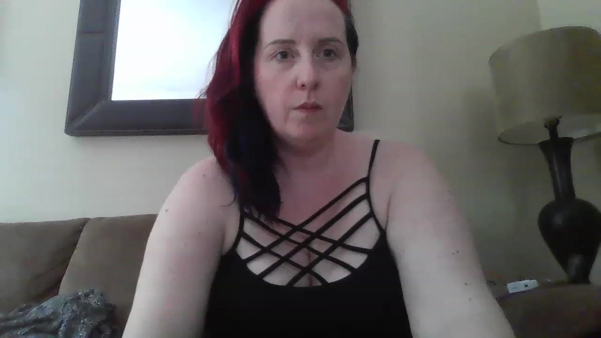 Gallery image thumbnail from Sexyred4U69's myfreecams stream on, 01/18/2023, 19:10 image 11 of 20