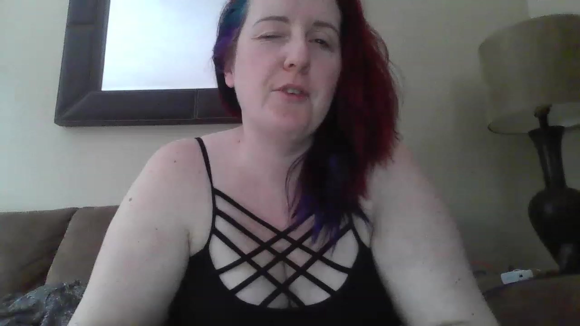 Gallery image thumbnail from Sexyred4U69's myfreecams stream on, 01/18/2023, 19:10 image 13 of 20