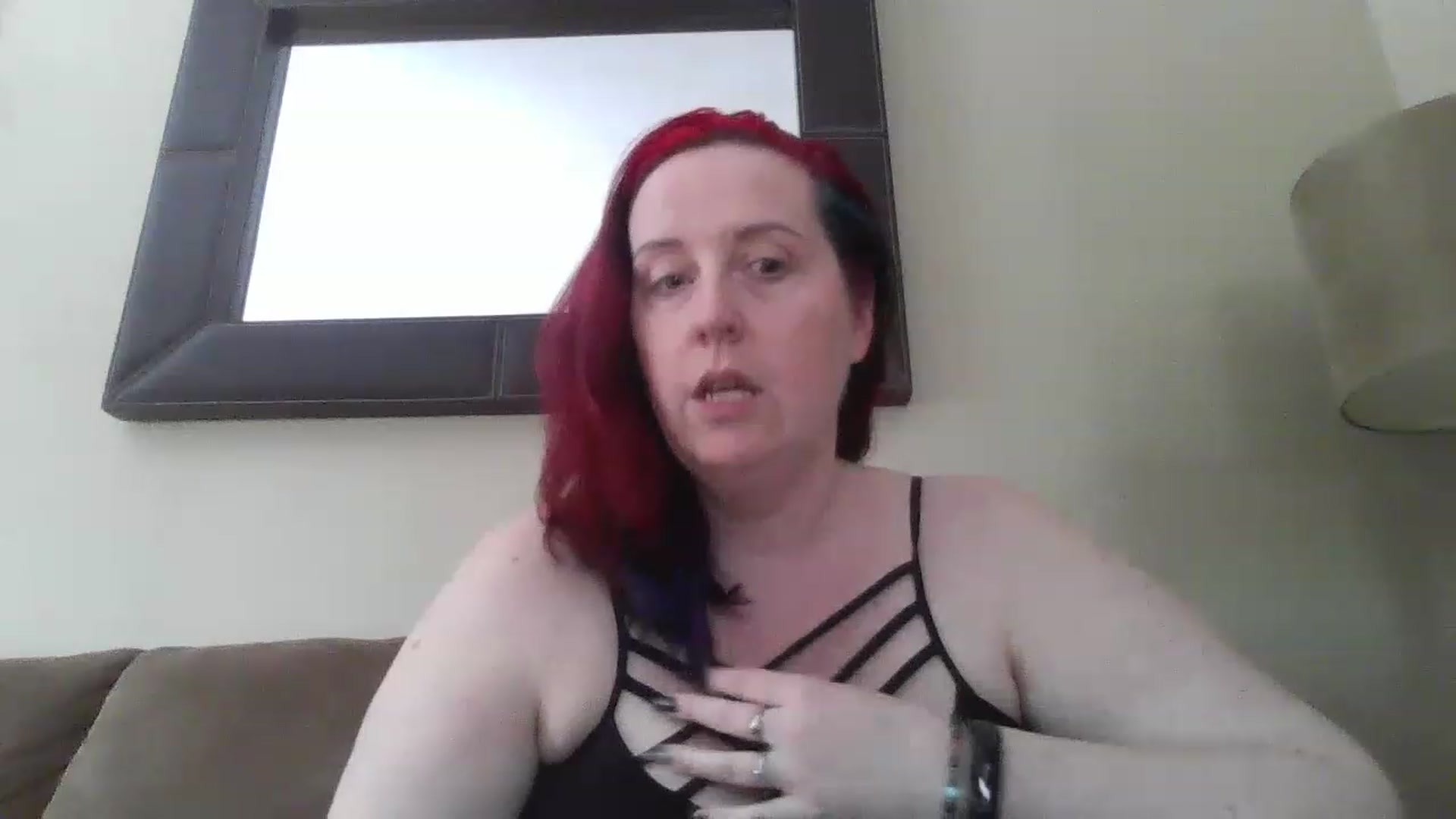 Gallery image thumbnail from Sexyred4U69's myfreecams stream on, 01/18/2023, 19:10 image 3 of 20