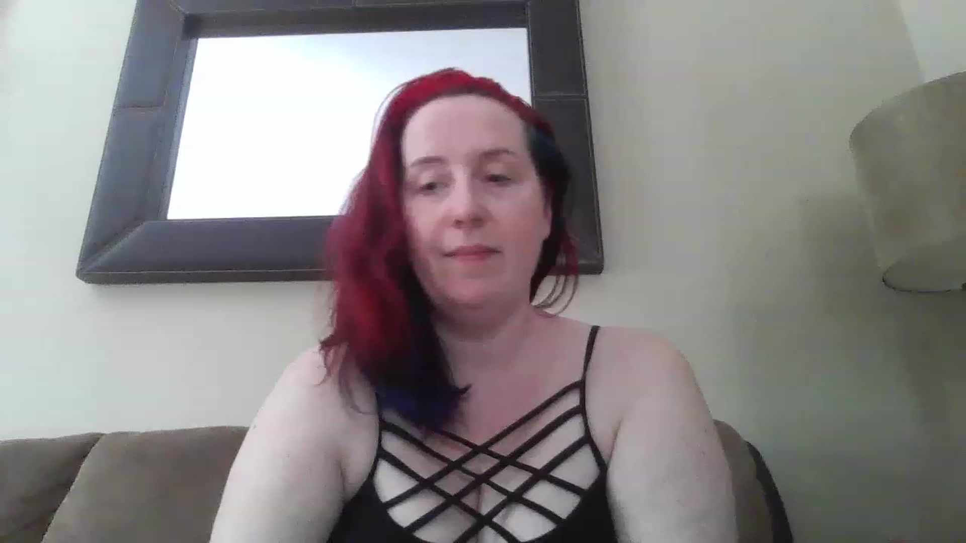 Gallery image thumbnail from Sexyred4U69's myfreecams stream on, 01/18/2023, 19:10 image 2 of 20