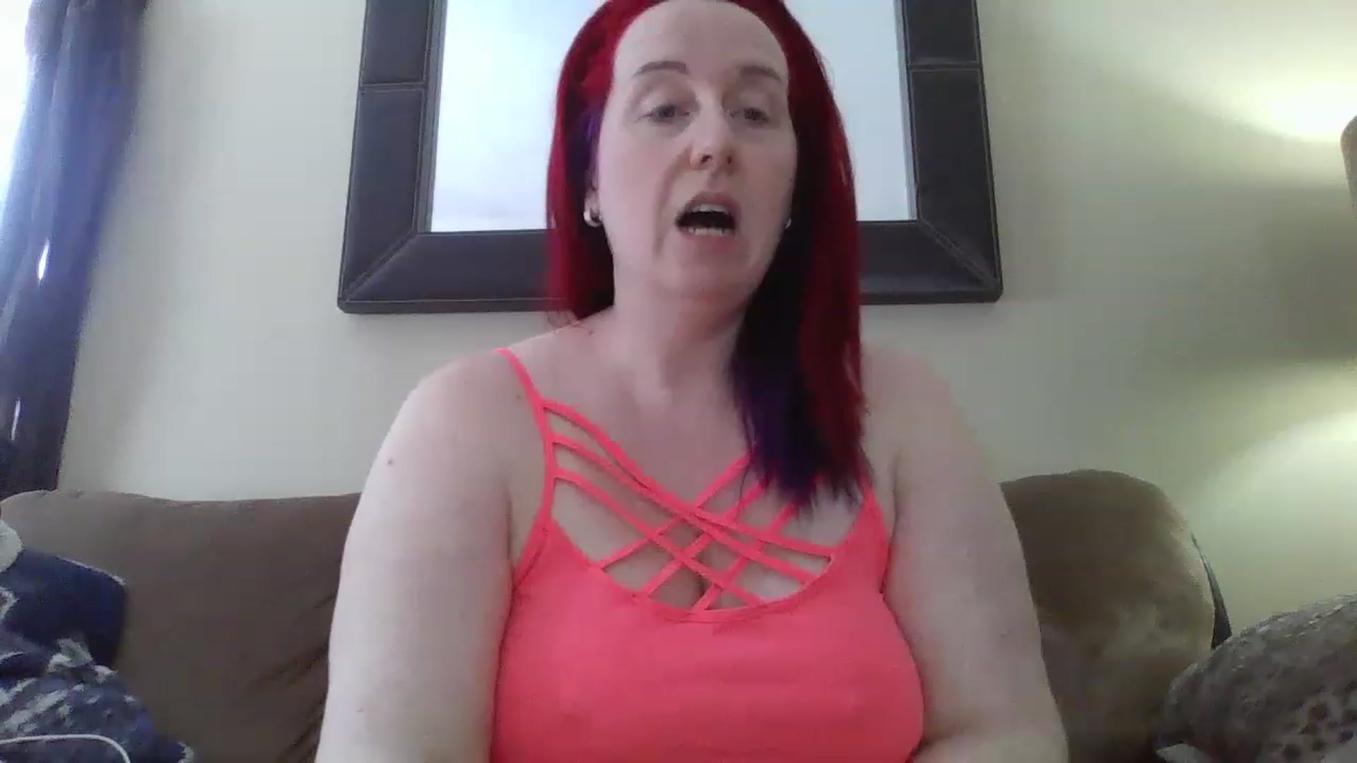 Gallery image thumbnail from Sexyred4U69's myfreecams stream on, 02/06/2023, 14:54 image 5 of 20