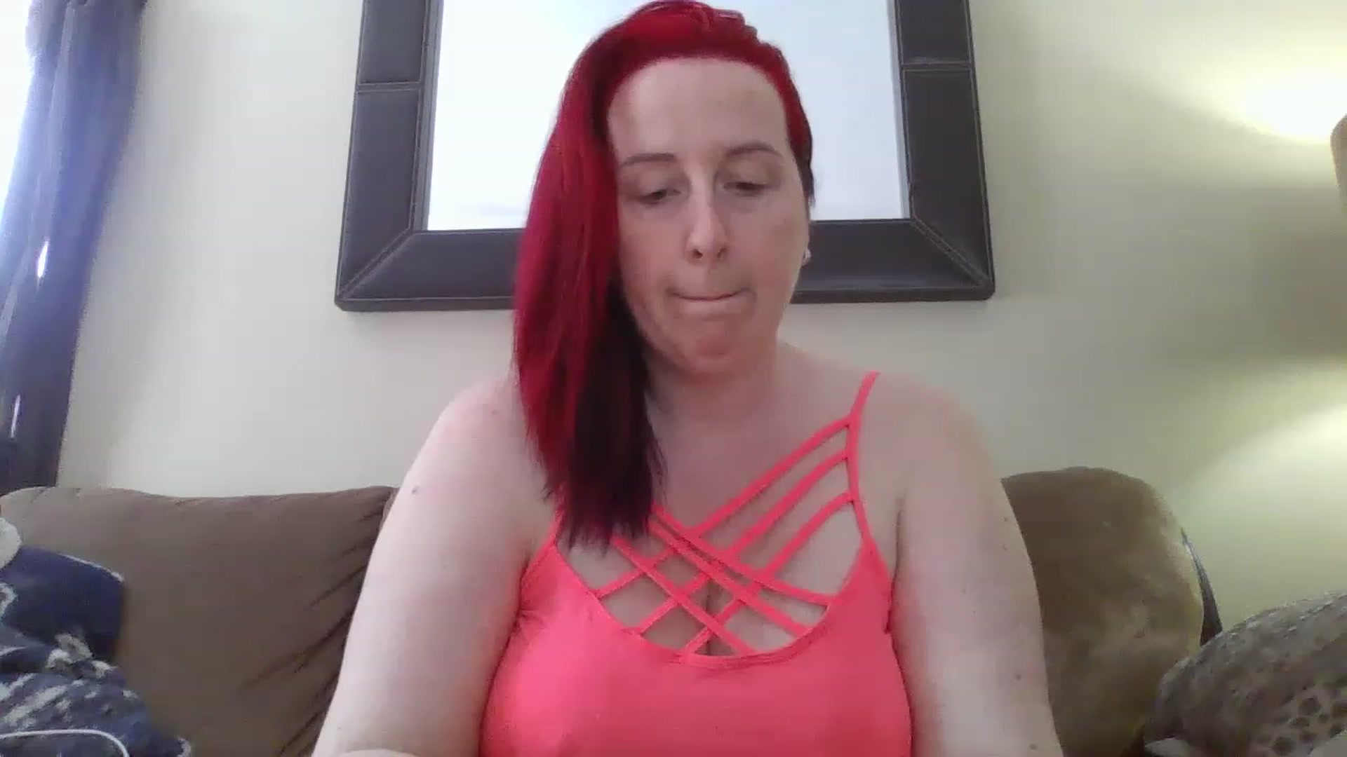 Gallery image thumbnail from Sexyred4U69's myfreecams stream on, 02/06/2023, 14:54 image 10 of 20