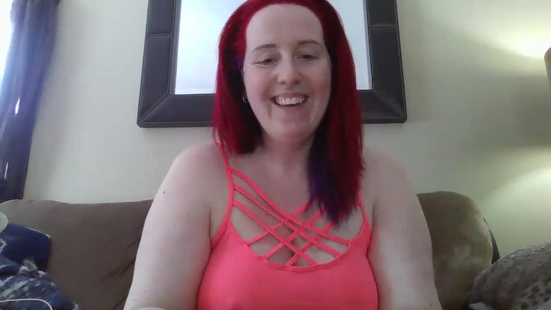 Gallery image thumbnail from Sexyred4U69's myfreecams stream on, 02/06/2023, 14:54 image 6 of 20