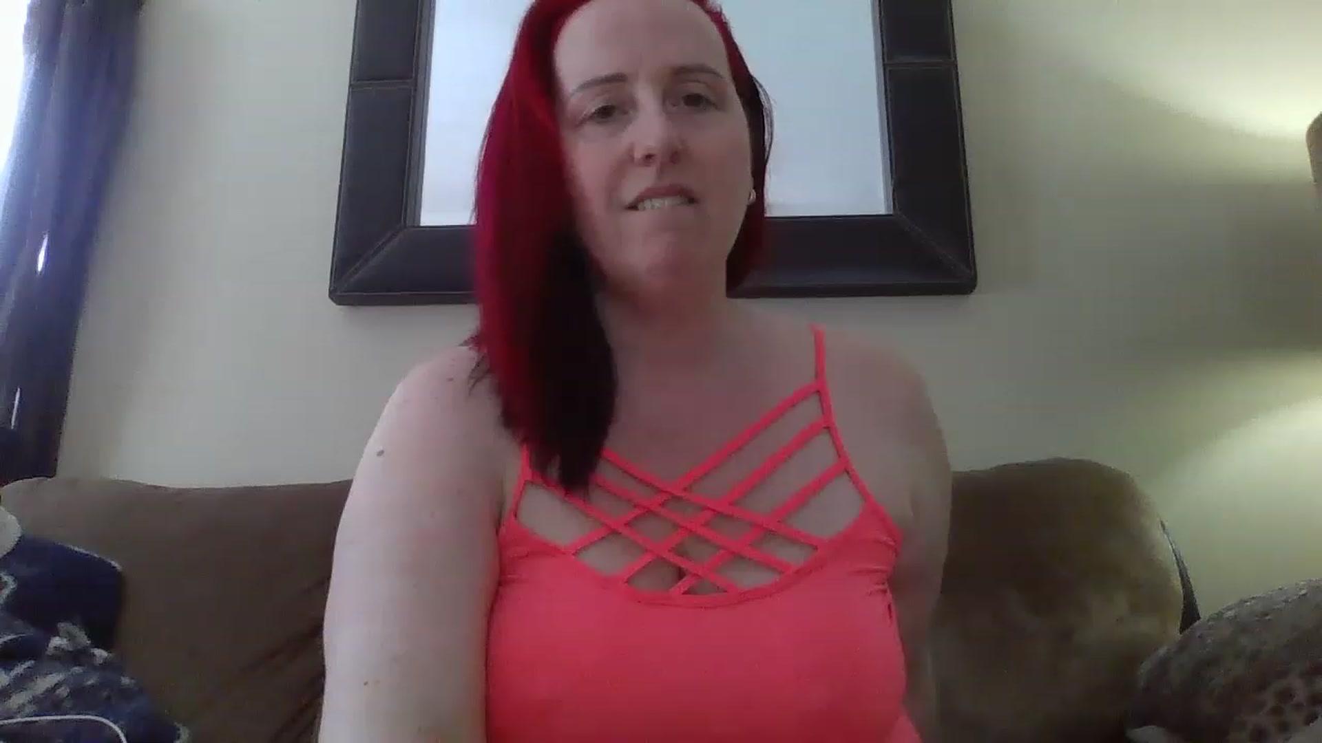 Gallery image thumbnail from Sexyred4U69's myfreecams stream on, 02/06/2023, 14:54 image 3 of 20