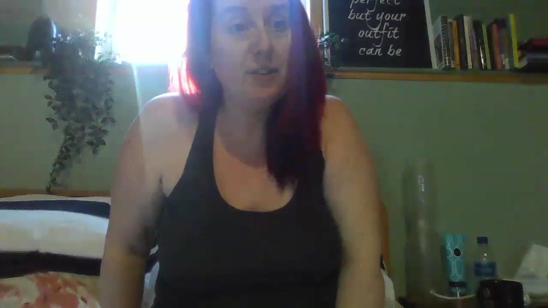 Gallery image thumbnail from Sexyred4U69's myfreecams stream on, 02/22/2023, 14:14 image 19 of 20