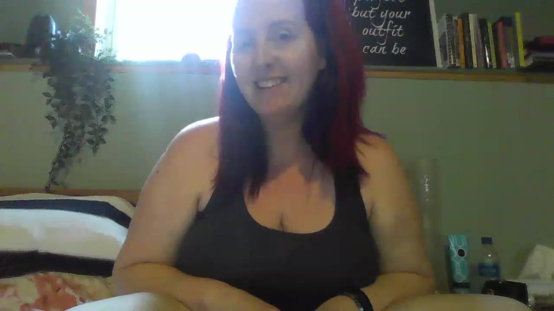 Gallery image thumbnail from Sexyred4U69's myfreecams stream on, 02/22/2023, 14:14 image 16 of 20