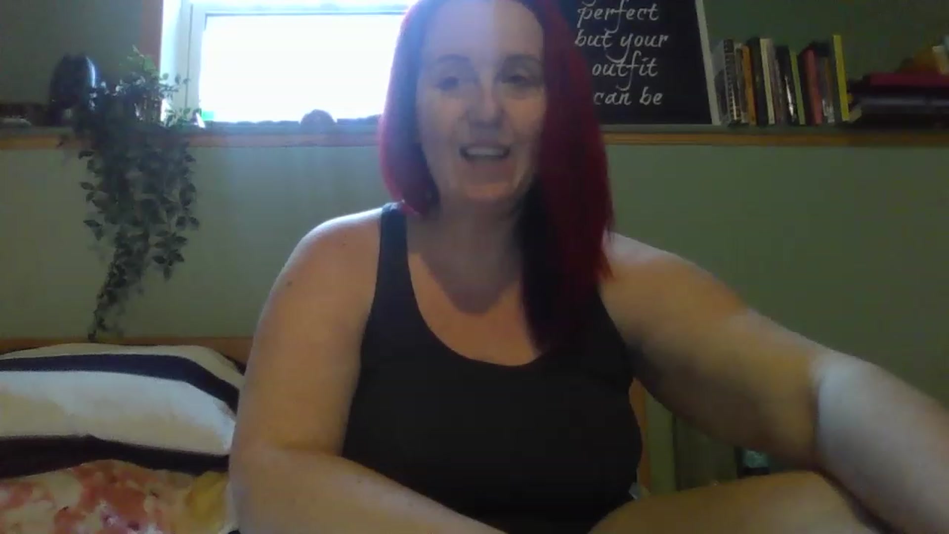 Gallery image thumbnail from Sexyred4U69's myfreecams stream on, 02/22/2023, 14:14 image 3 of 20