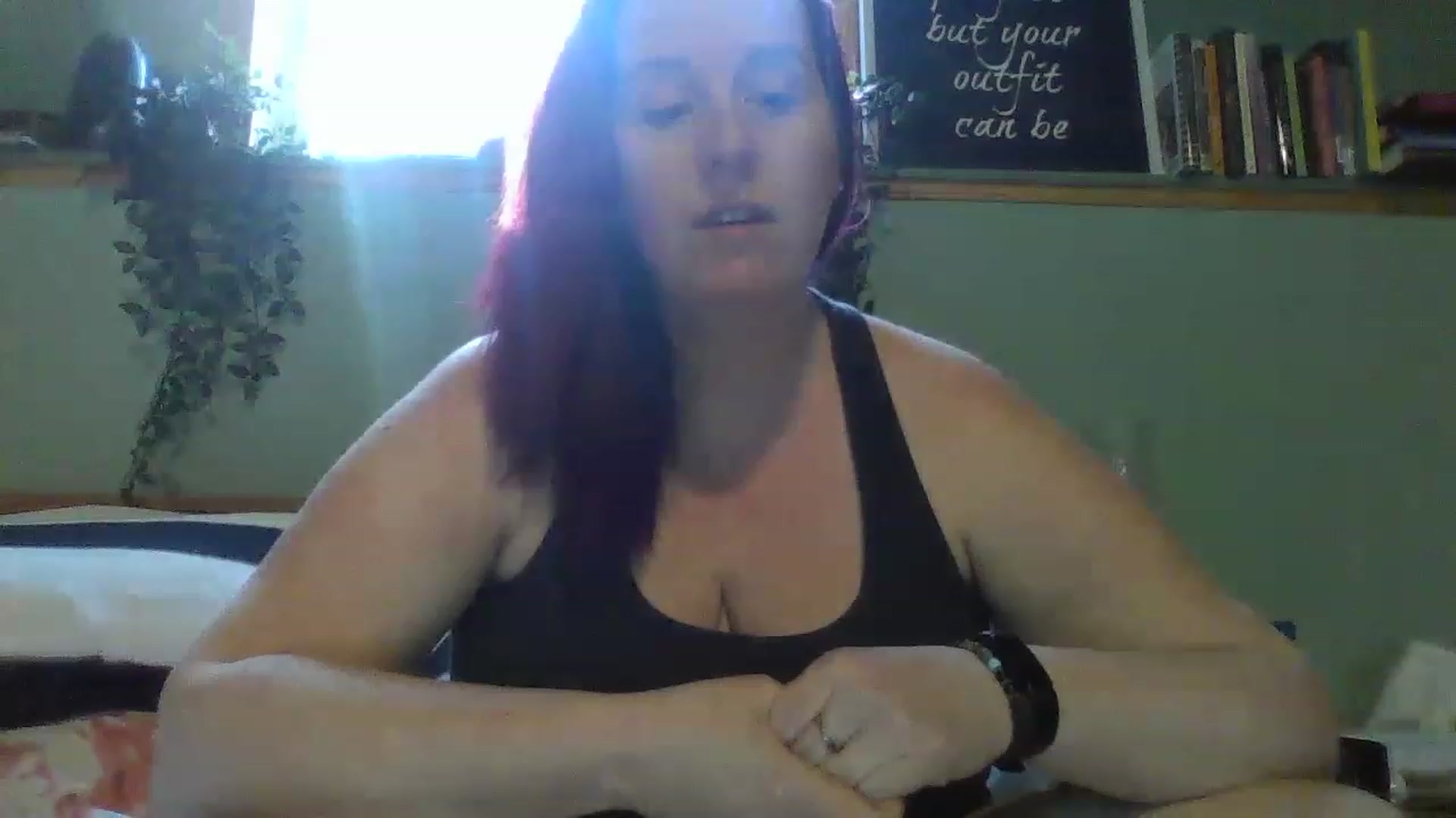 Gallery image thumbnail from Sexyred4U69's myfreecams stream on, 02/22/2023, 14:14 image 17 of 20