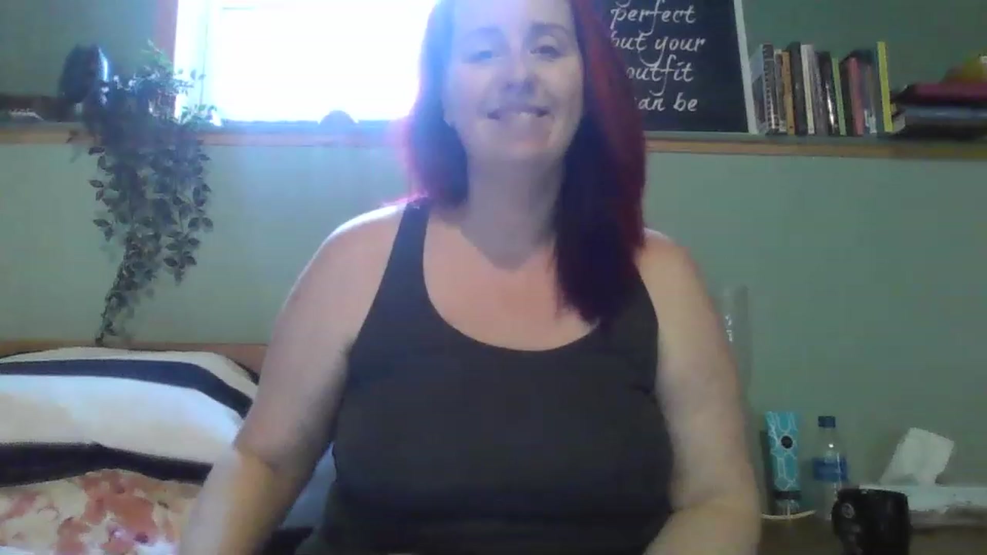 Gallery image thumbnail from Sexyred4U69's myfreecams stream on, 02/22/2023, 14:14 image 2 of 20