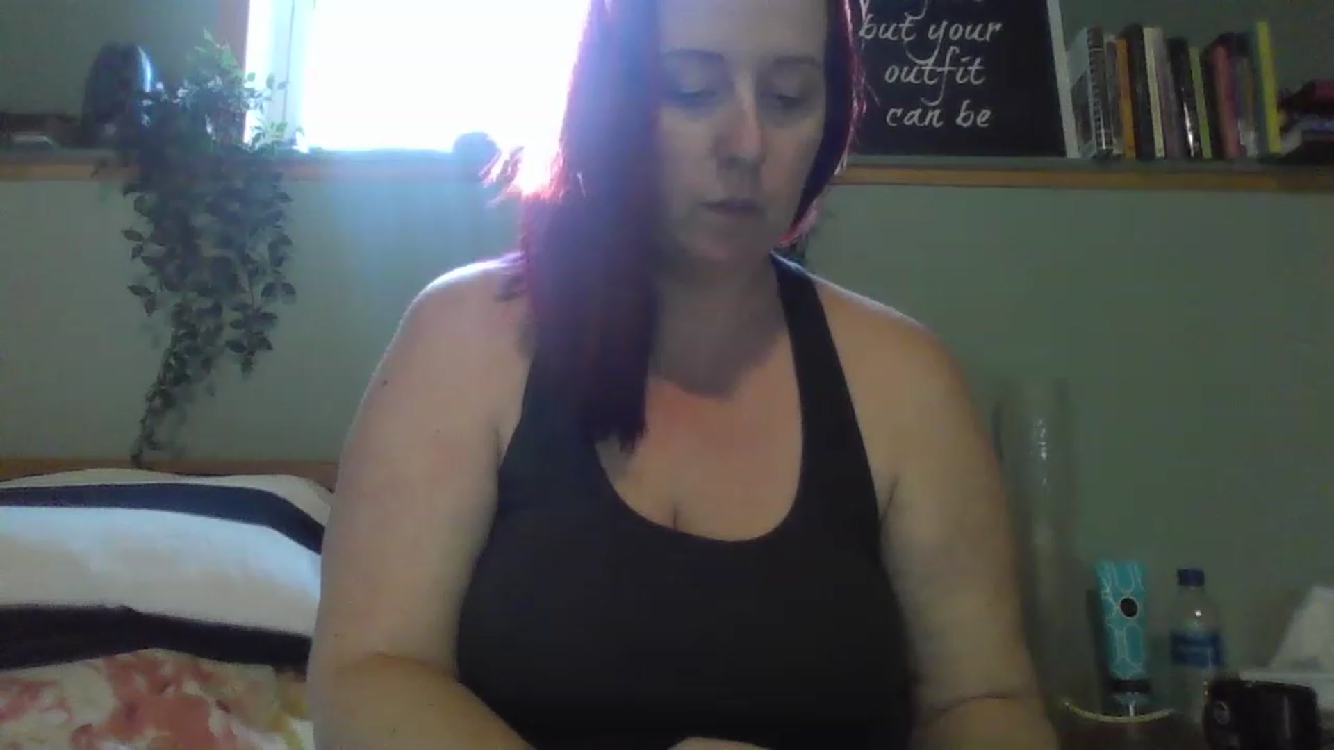 Gallery image thumbnail from Sexyred4U69's myfreecams stream on, 02/22/2023, 14:14 image 12 of 20