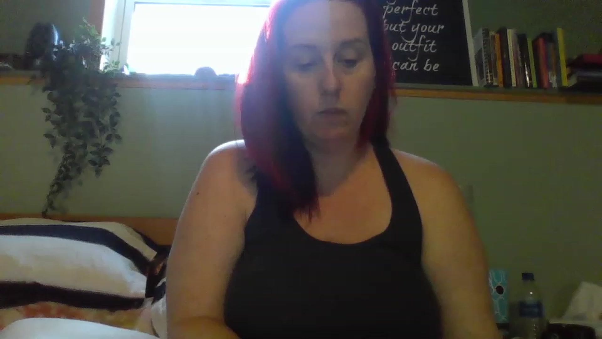 Gallery image thumbnail from Sexyred4U69's myfreecams stream on, 02/22/2023, 14:14 image 9 of 20