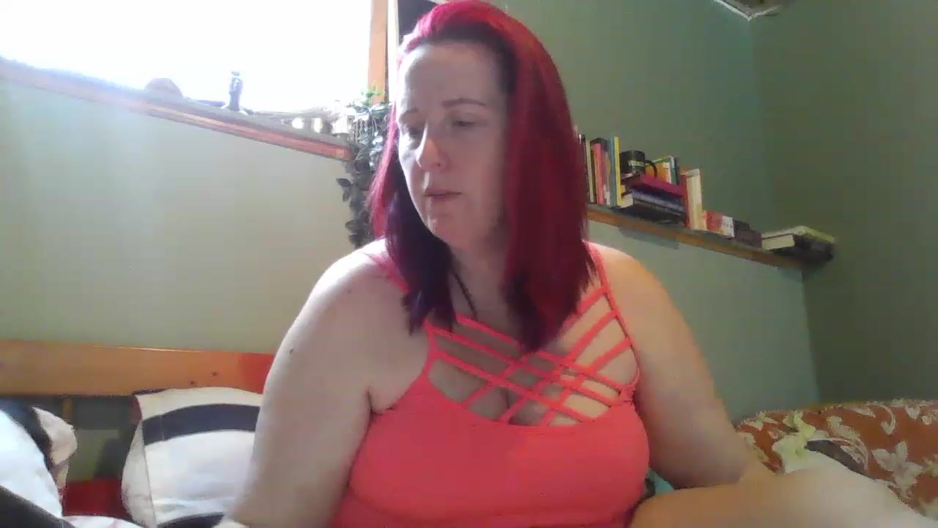 Gallery image thumbnail from Sexyred4U69's myfreecams stream on, 03/02/2023, 13:14 image 2 of 20