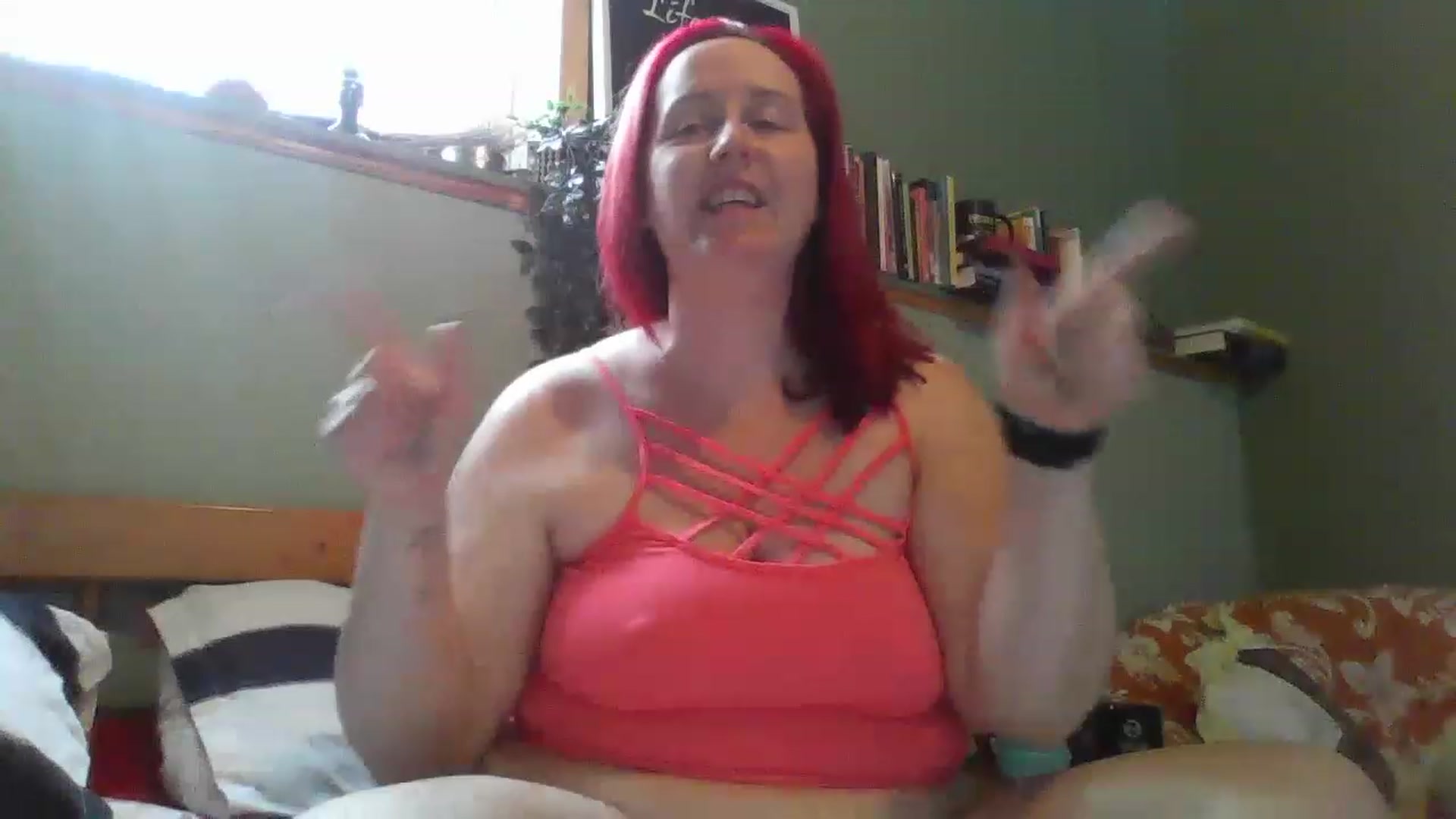 Gallery image thumbnail from Sexyred4U69's myfreecams stream on, 03/02/2023, 13:14 image 9 of 20