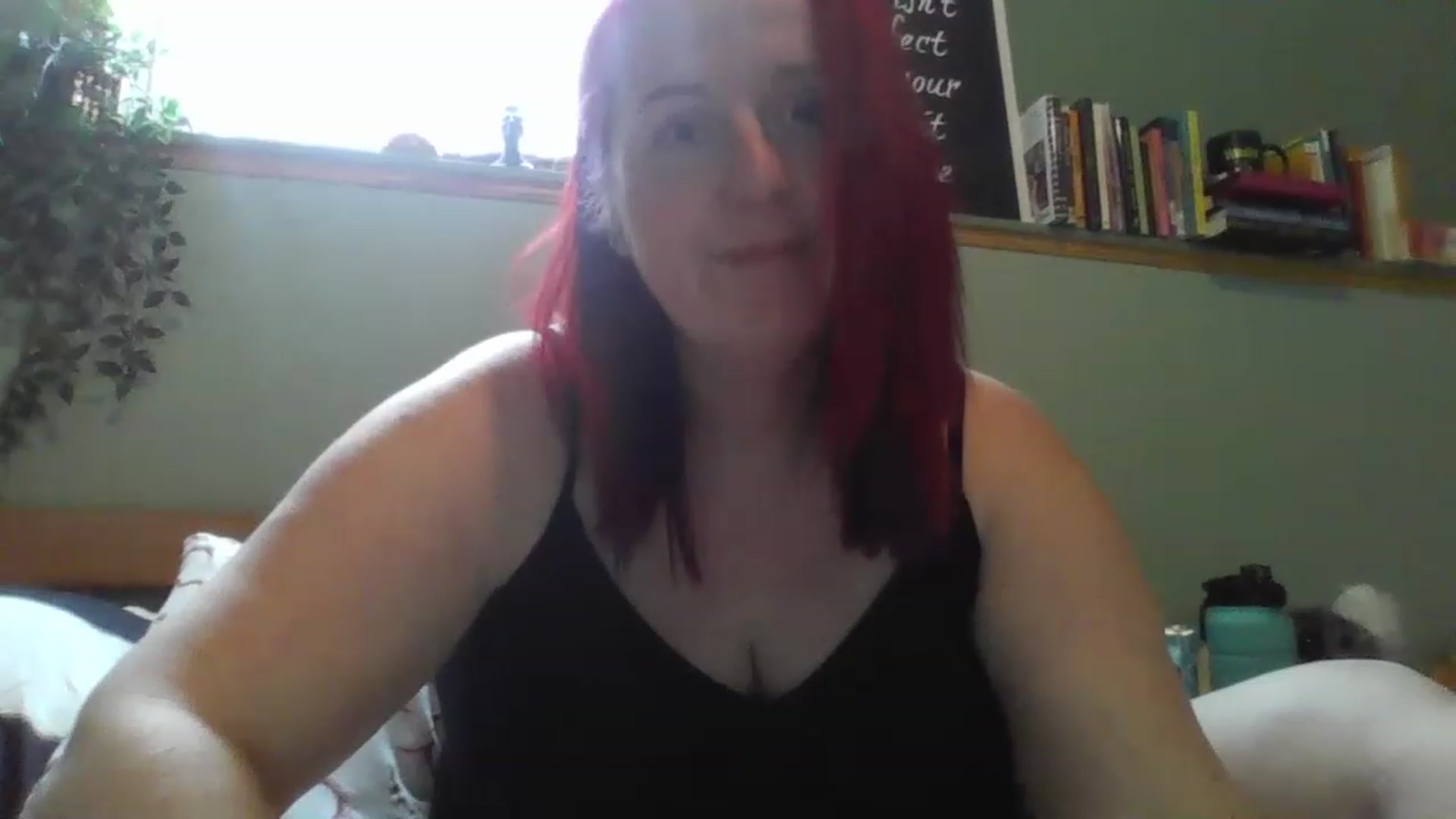 Gallery image thumbnail from Sexyred4U69's myfreecams stream on, 03/02/2023, 16:42 image 4 of 20
