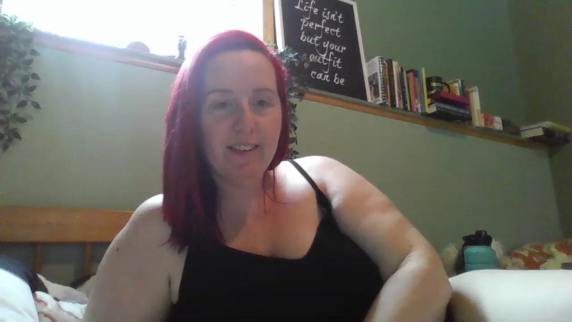 Gallery image thumbnail from Sexyred4U69's myfreecams stream on, 03/02/2023, 16:42 image 1 of 20