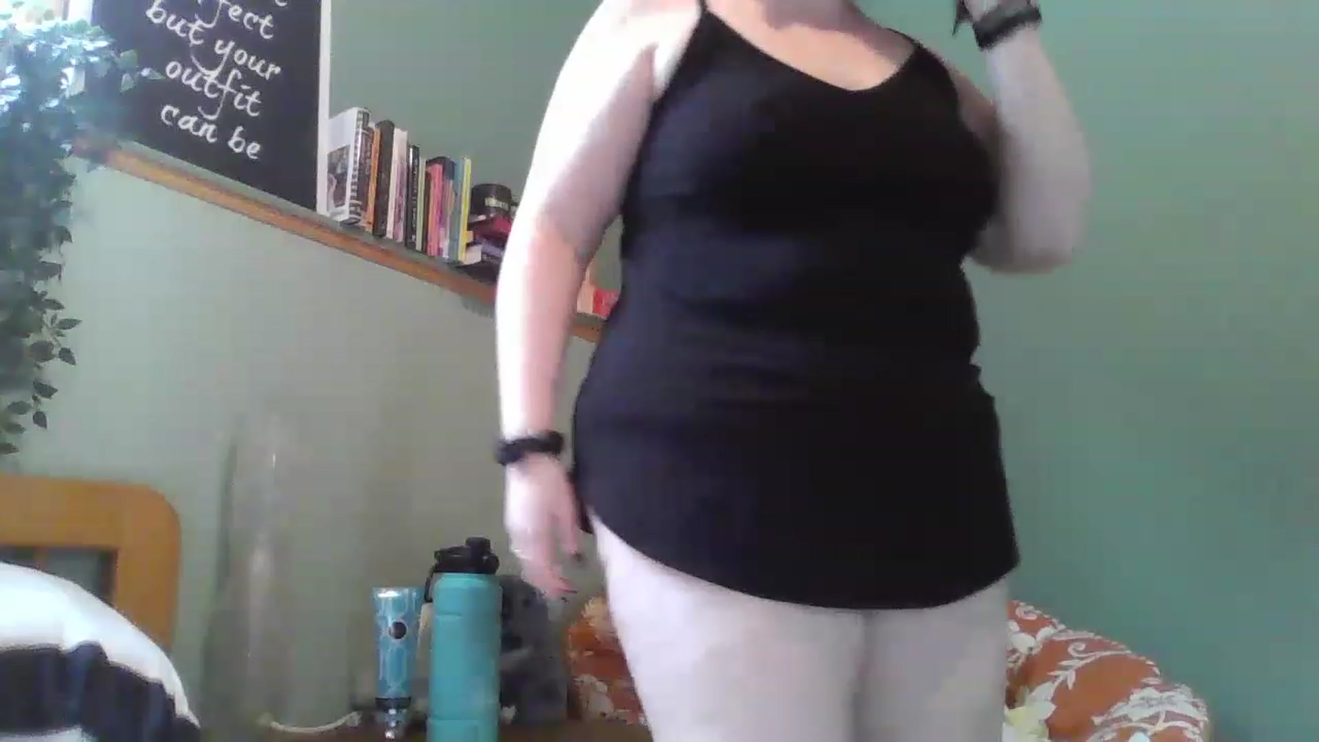 Gallery image thumbnail from Sexyred4U69's myfreecams stream on, 03/02/2023, 16:42 image 16 of 20
