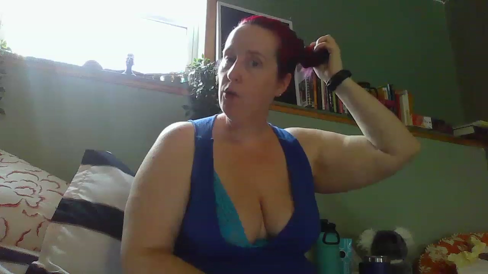Gallery image thumbnail from Sexyred4U69's myfreecams stream on, 03/03/2023, 14:44 image 11 of 20
