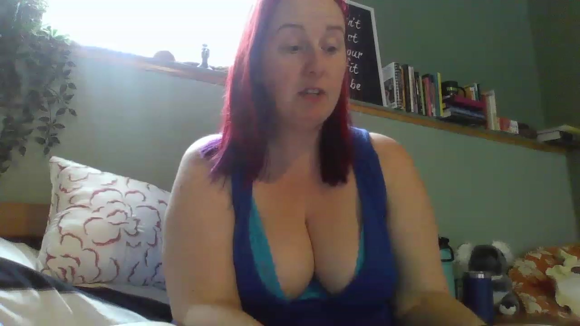 Gallery image thumbnail from Sexyred4U69's myfreecams stream on, 03/03/2023, 14:44 image 5 of 20