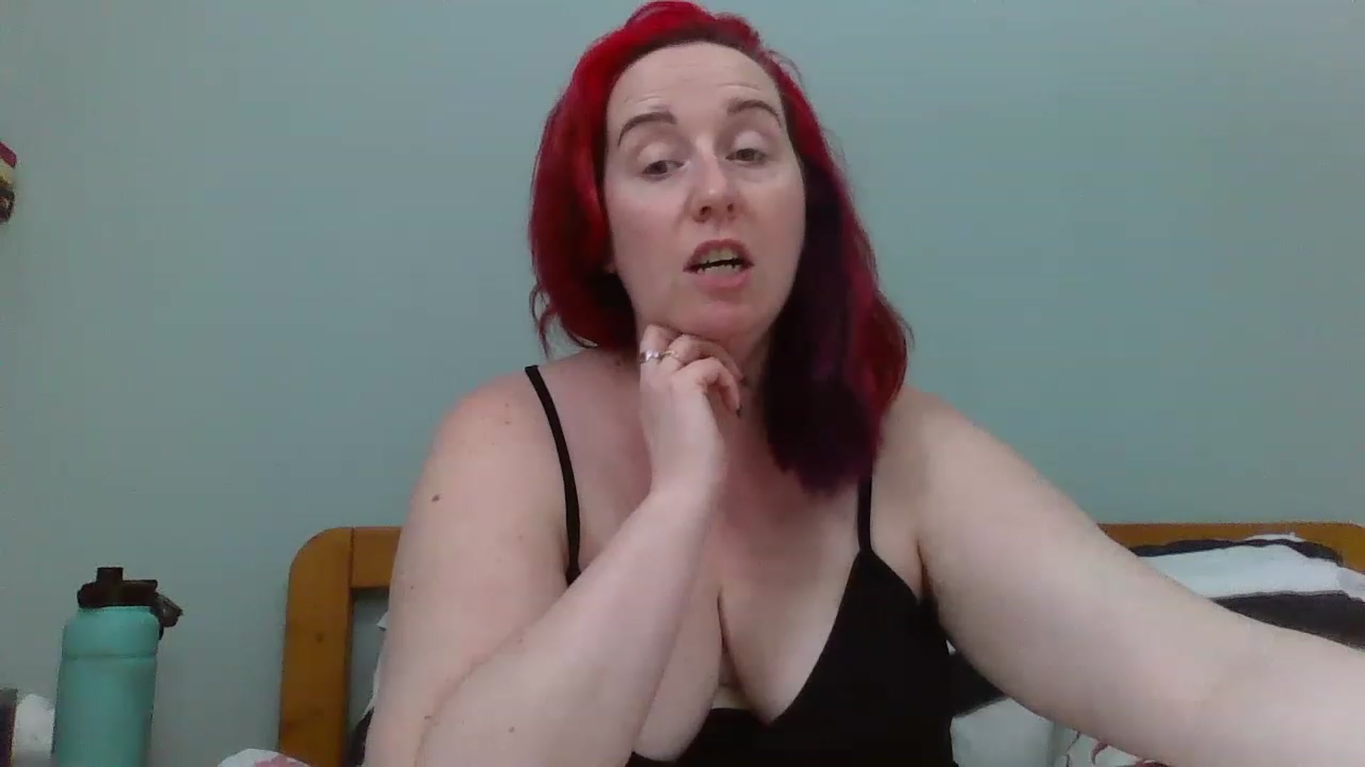 Gallery image thumbnail from Sexyred4U69's myfreecams stream on, 03/07/2023, 15:24 image 18 of 20