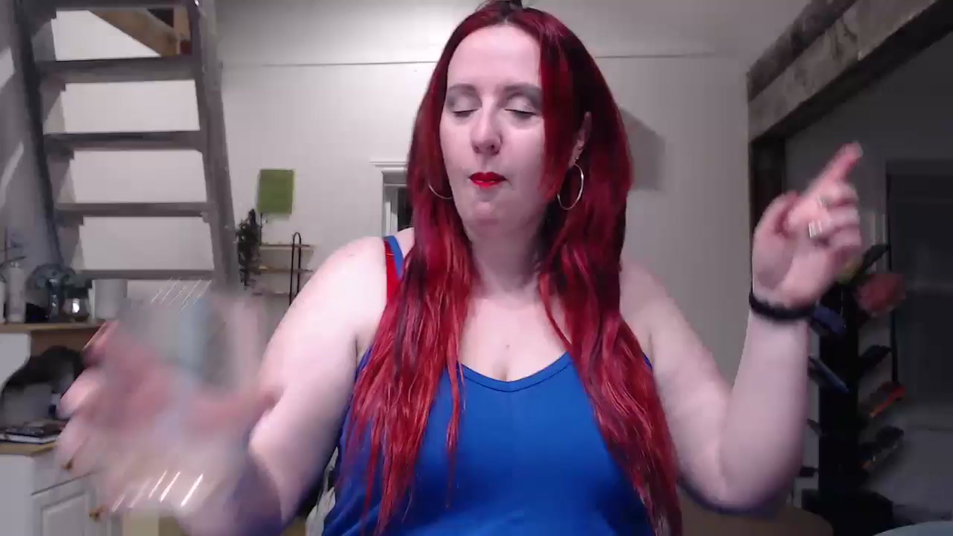 Gallery image thumbnail from Sexyred4U69's myfreecams stream on, 05/04/2024, 24:36 image 10 of 20