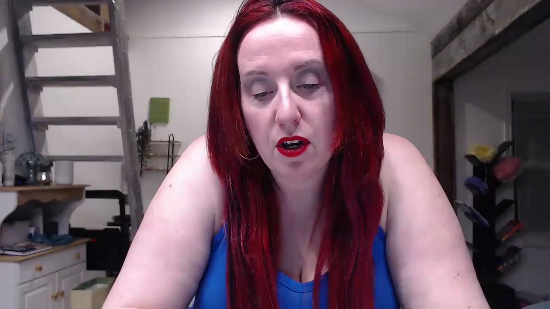 Gallery image thumbnail from Sexyred4U69's myfreecams stream on, 05/04/2024, 24:36 image 17 of 20