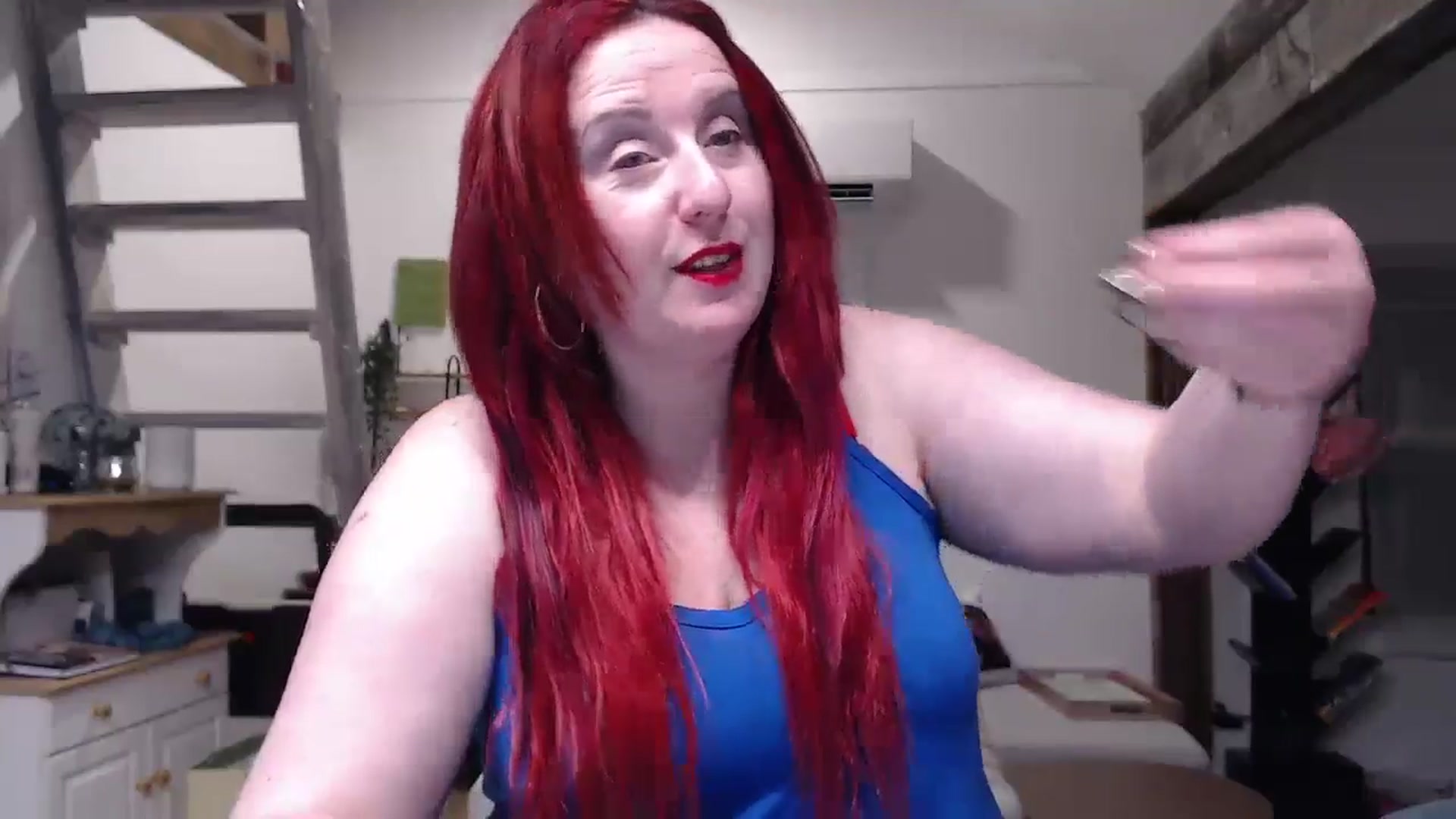 Gallery image thumbnail from Sexyred4U69's myfreecams stream on, 05/04/2024, 24:36 image 16 of 20
