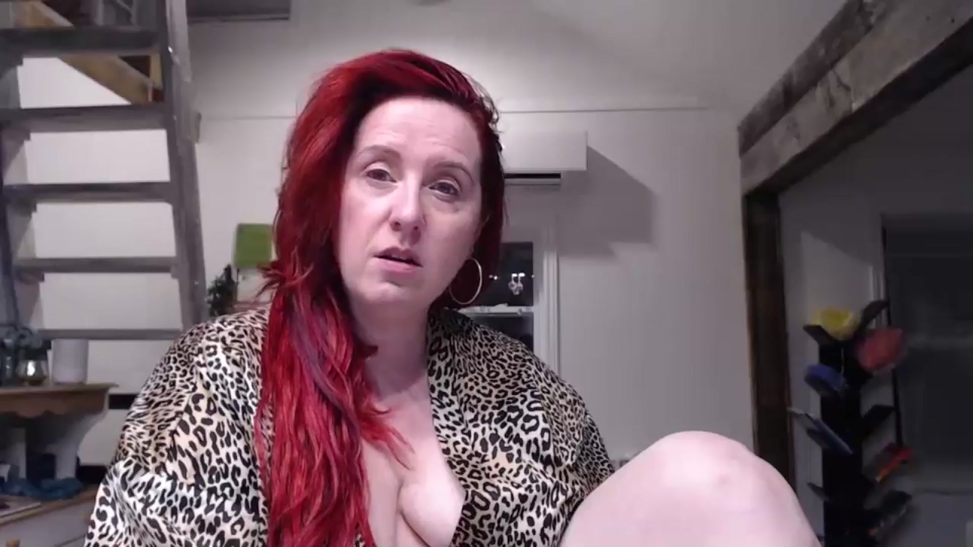 Gallery image thumbnail from Sexyred4U69's myfreecams stream on, 05/06/2024, 02:05 image 20 of 20