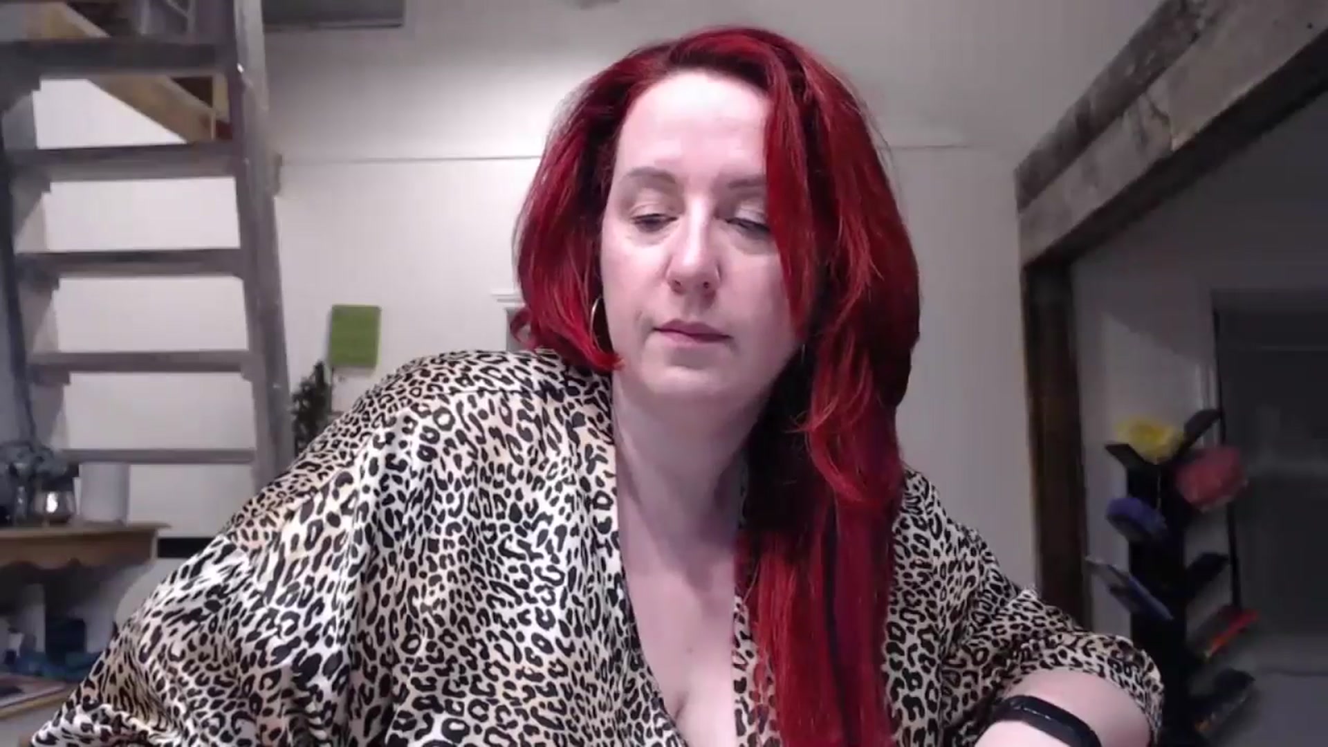 Gallery image thumbnail from Sexyred4U69's myfreecams stream on, 05/06/2024, 02:05 image 9 of 20