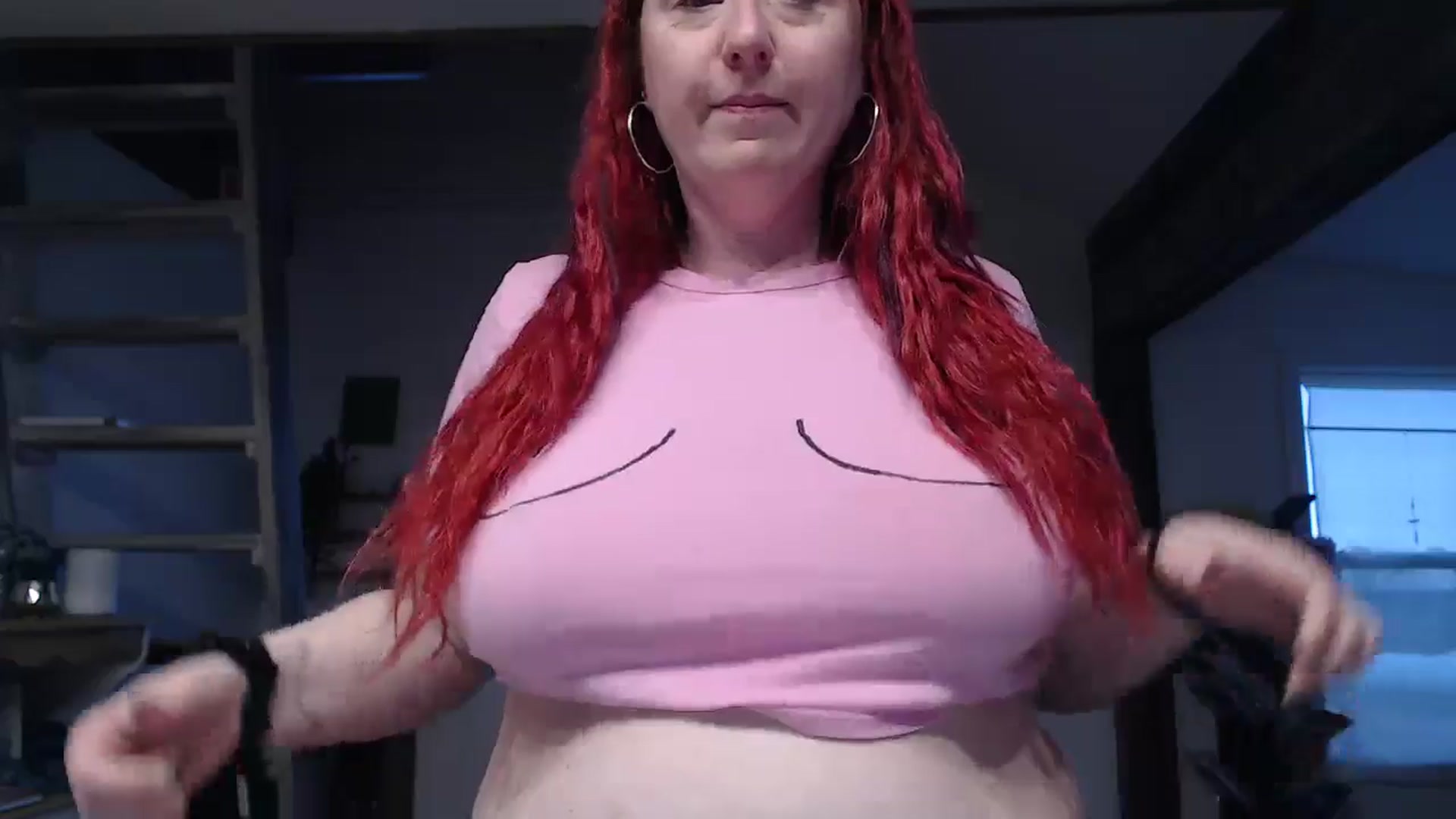 Gallery image thumbnail from Sexyred4U69's myfreecams stream on, 05/09/2024, 24:04 image 7 of 20