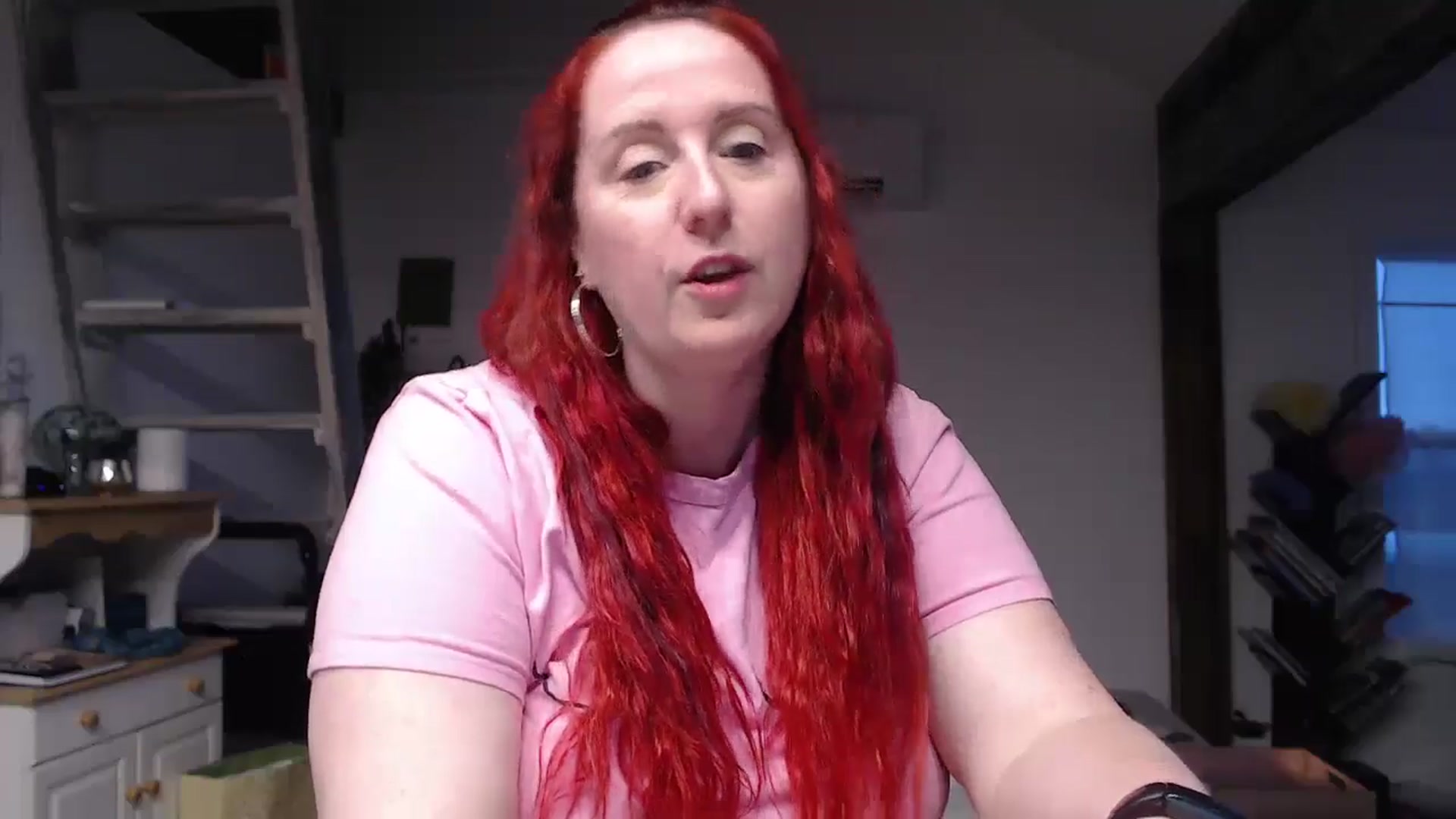 Gallery image thumbnail from Sexyred4U69's myfreecams stream on, 05/09/2024, 24:04 image 12 of 20