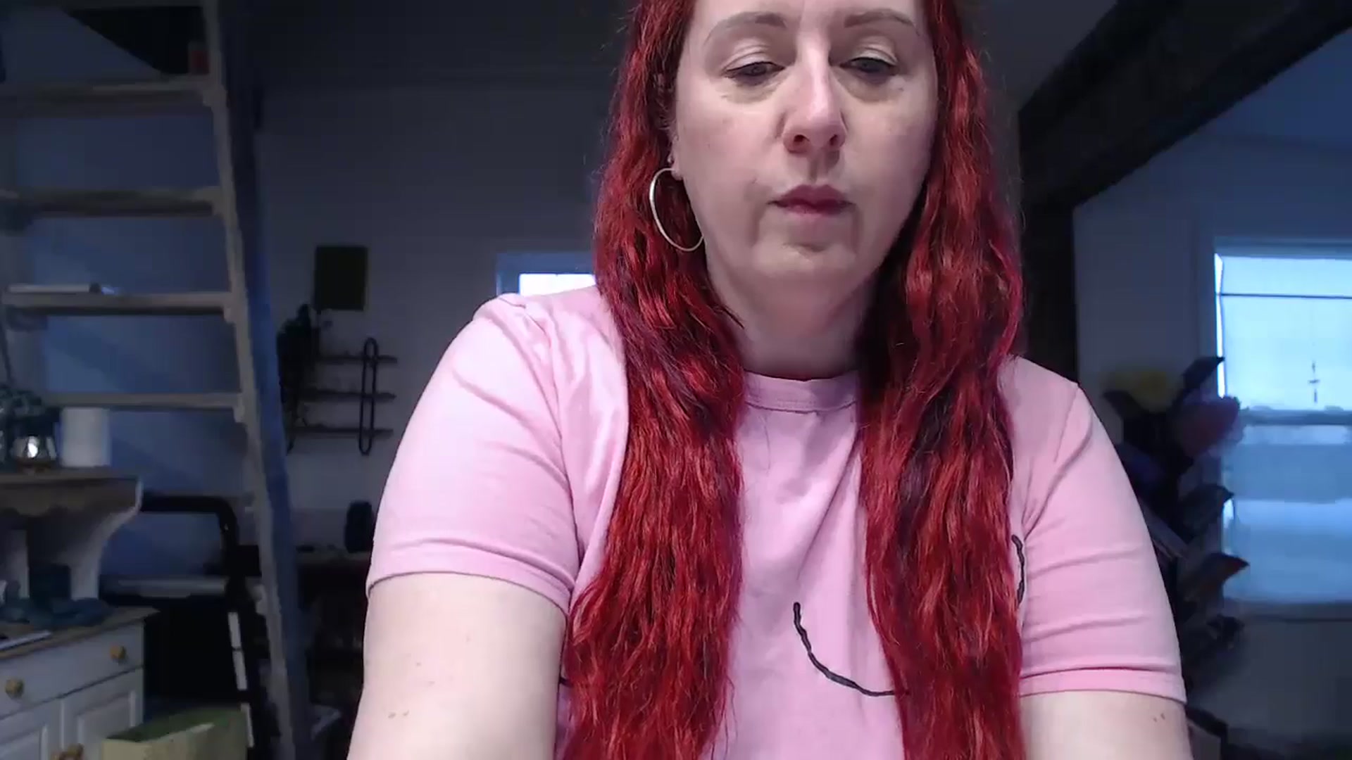 Gallery image thumbnail from Sexyred4U69's myfreecams stream on, 05/09/2024, 24:04 image 6 of 20