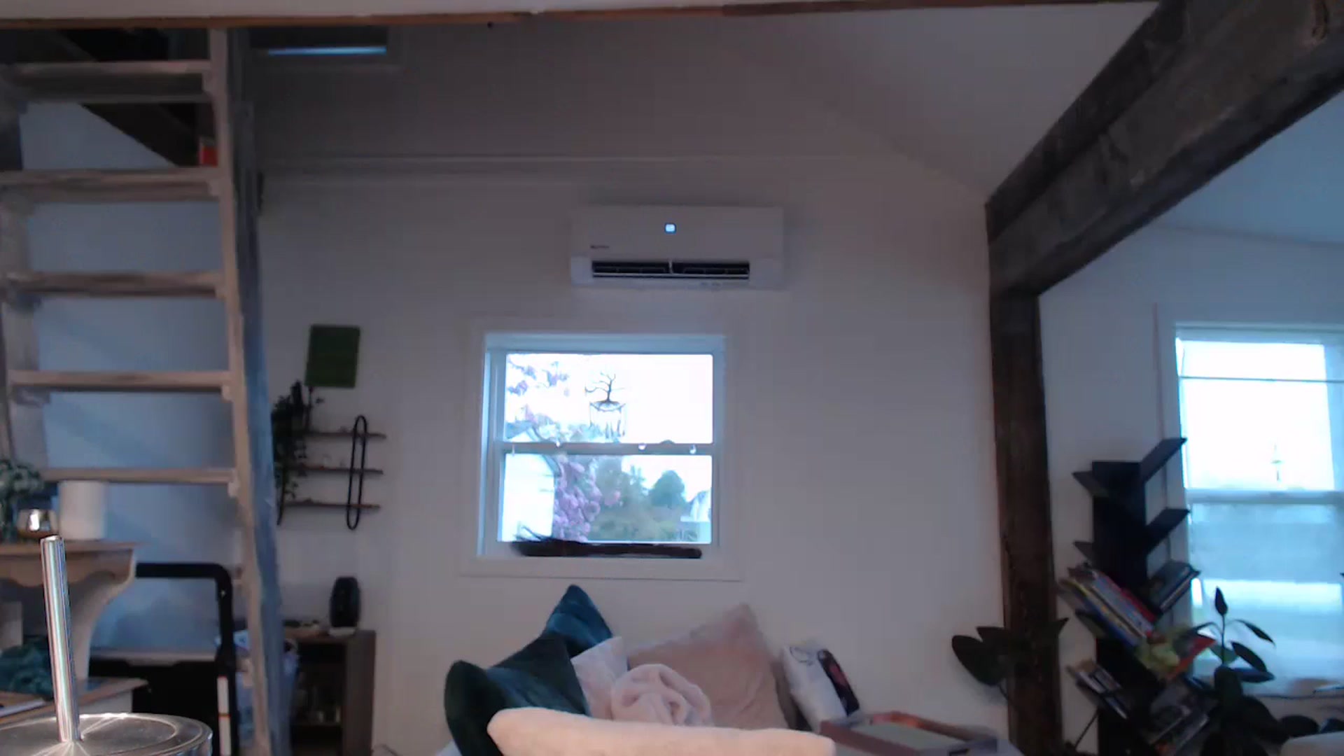 Gallery image thumbnail from Sexyred4U69's myfreecams stream on, 05/24/2024, 24:03 image 4 of 20